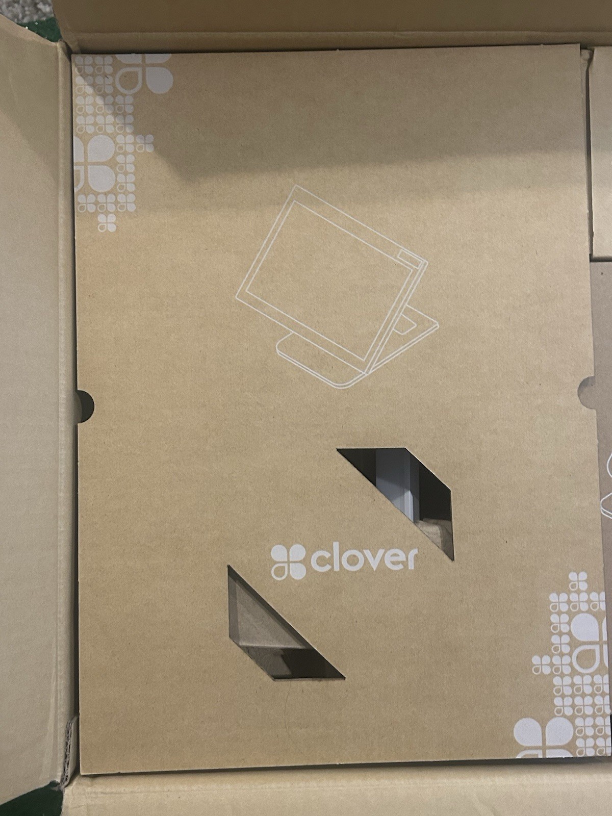 Brand New Clover Station POS Terminal System Duo Full Bundle Unlocked in Box