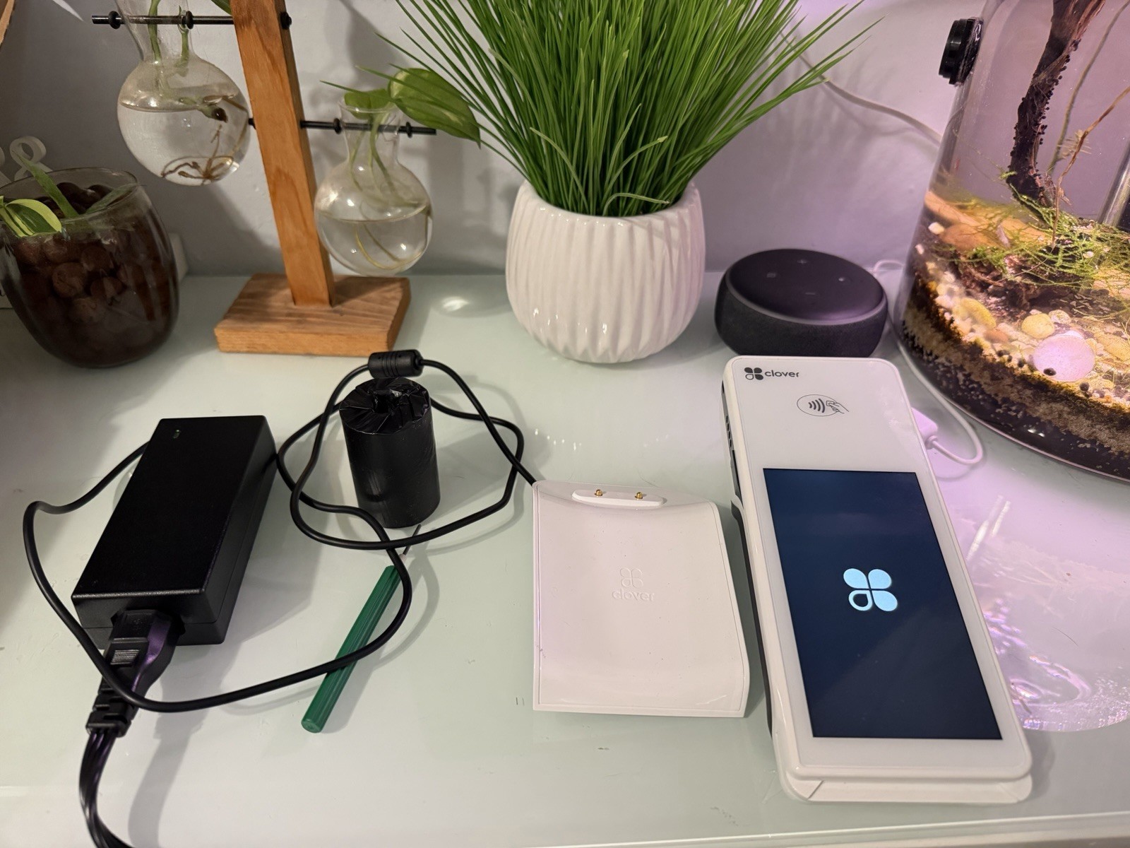 Clover Flex K400 U Wireless Credit Card Terminal Starter Kit w/ Adapter & Cables