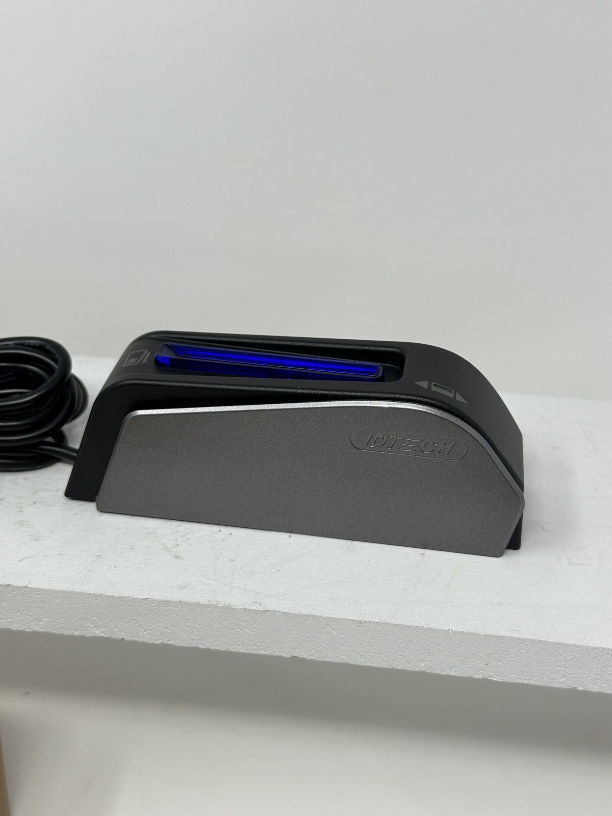ID Tech Augusta USB HID MSR & EMV Magnetic Swipe Card Reader IDEM-241 Open Box