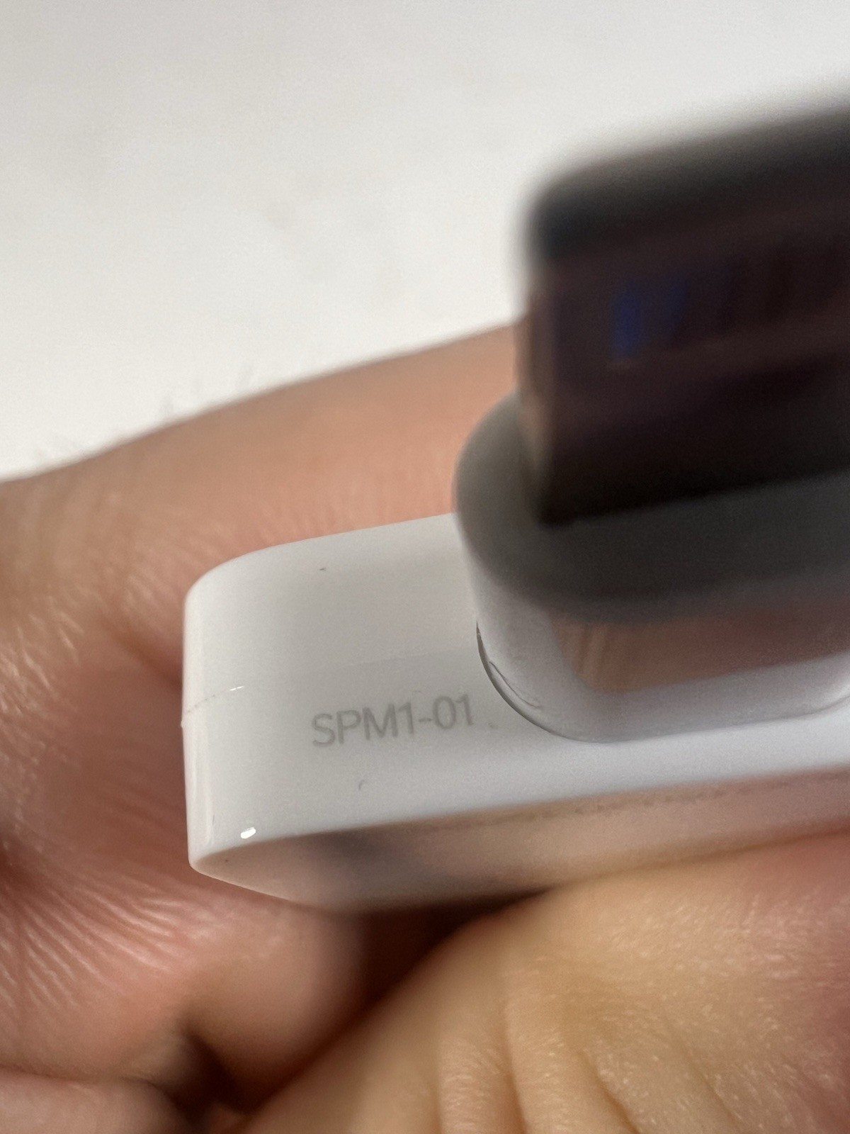 Square Reader For Magstripe Lightning Chip Apple iPhone SPM1-01