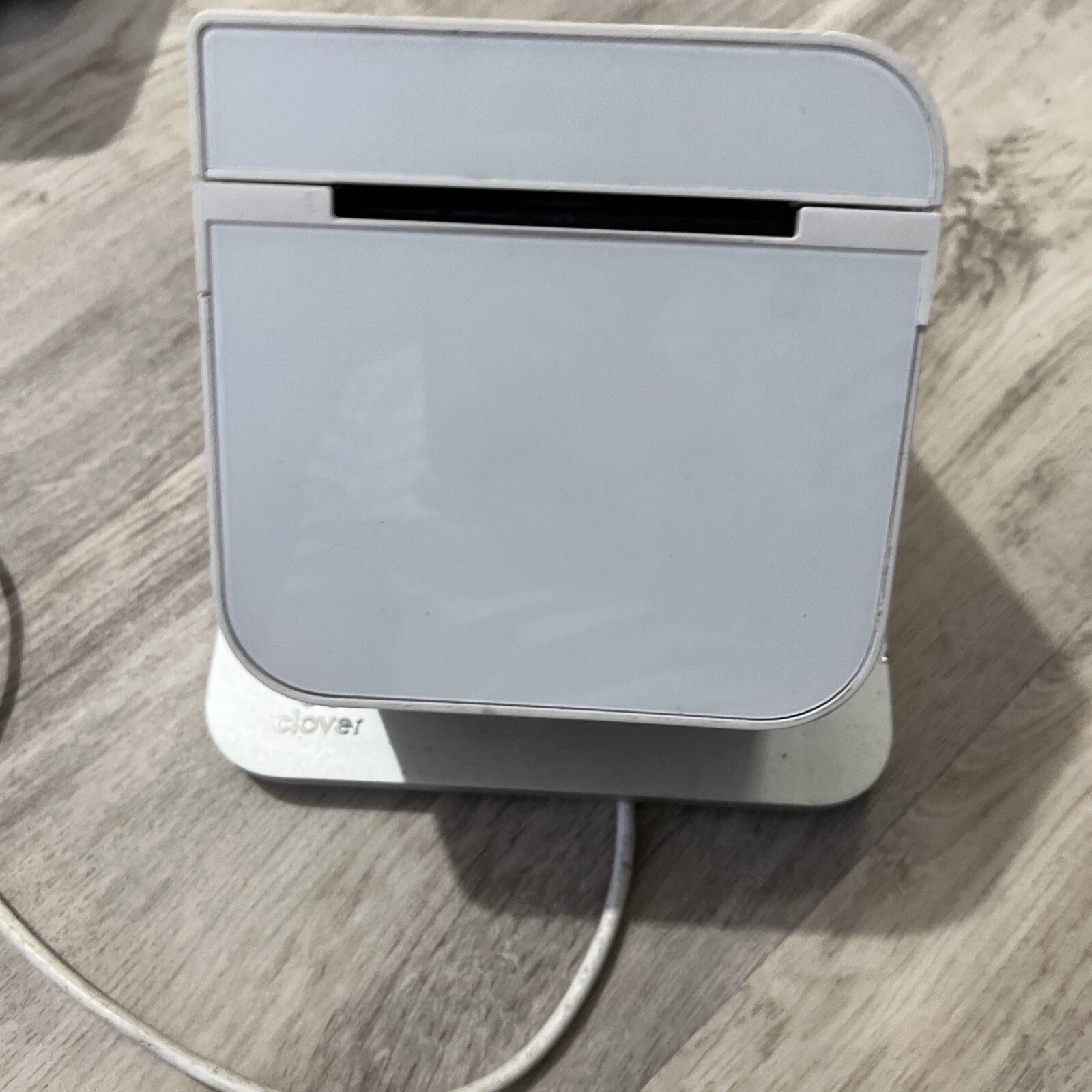 Clover P550 Receipt Printer With Screen Contactless Pay With Hub And Adapter