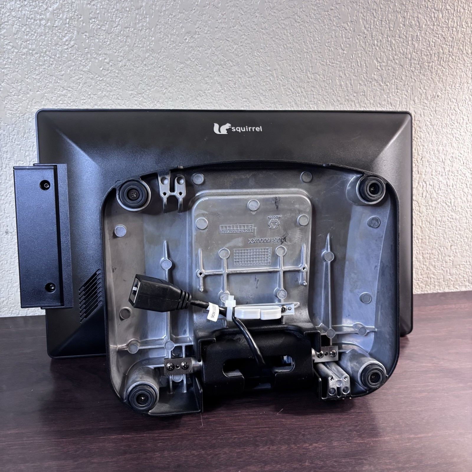 Squirrel Systems WS142H-L Card Swipe POS Restaurant Terminal w/ Swivel Stand