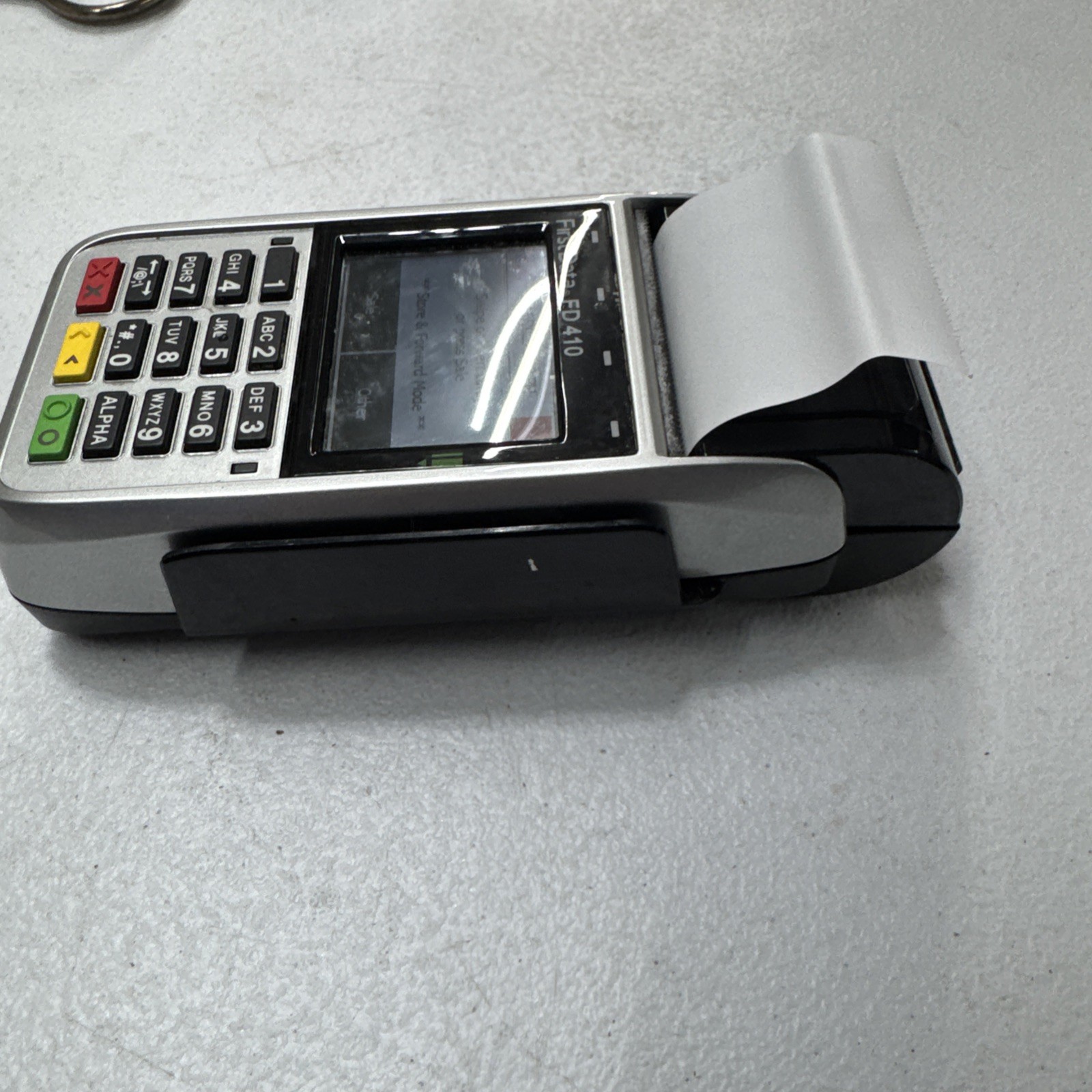 First Data FD410 Credit Card Terminal unit 2 batteries & 1 Charger