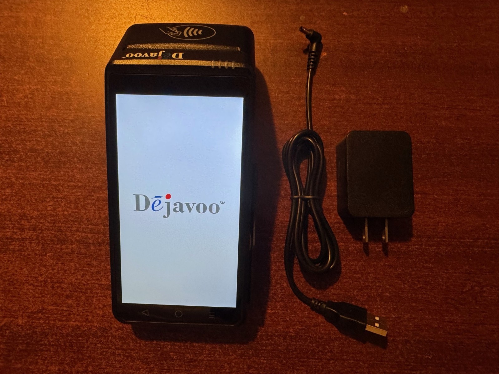 Dejavoo QD2 4G / Wi-Fi / Bluetooth Wireless Terminal