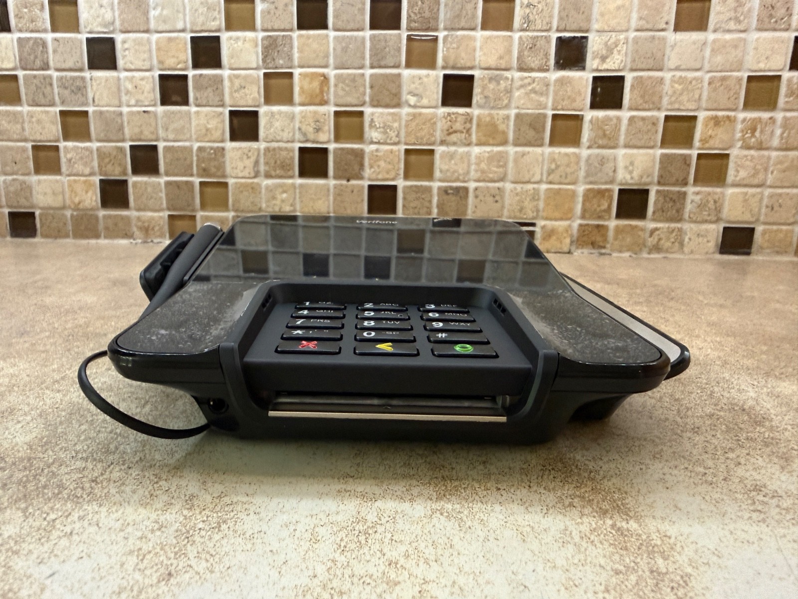 Verifone M400 WIFI/BT Credit Card/Debit Card Reader Payment Terminal