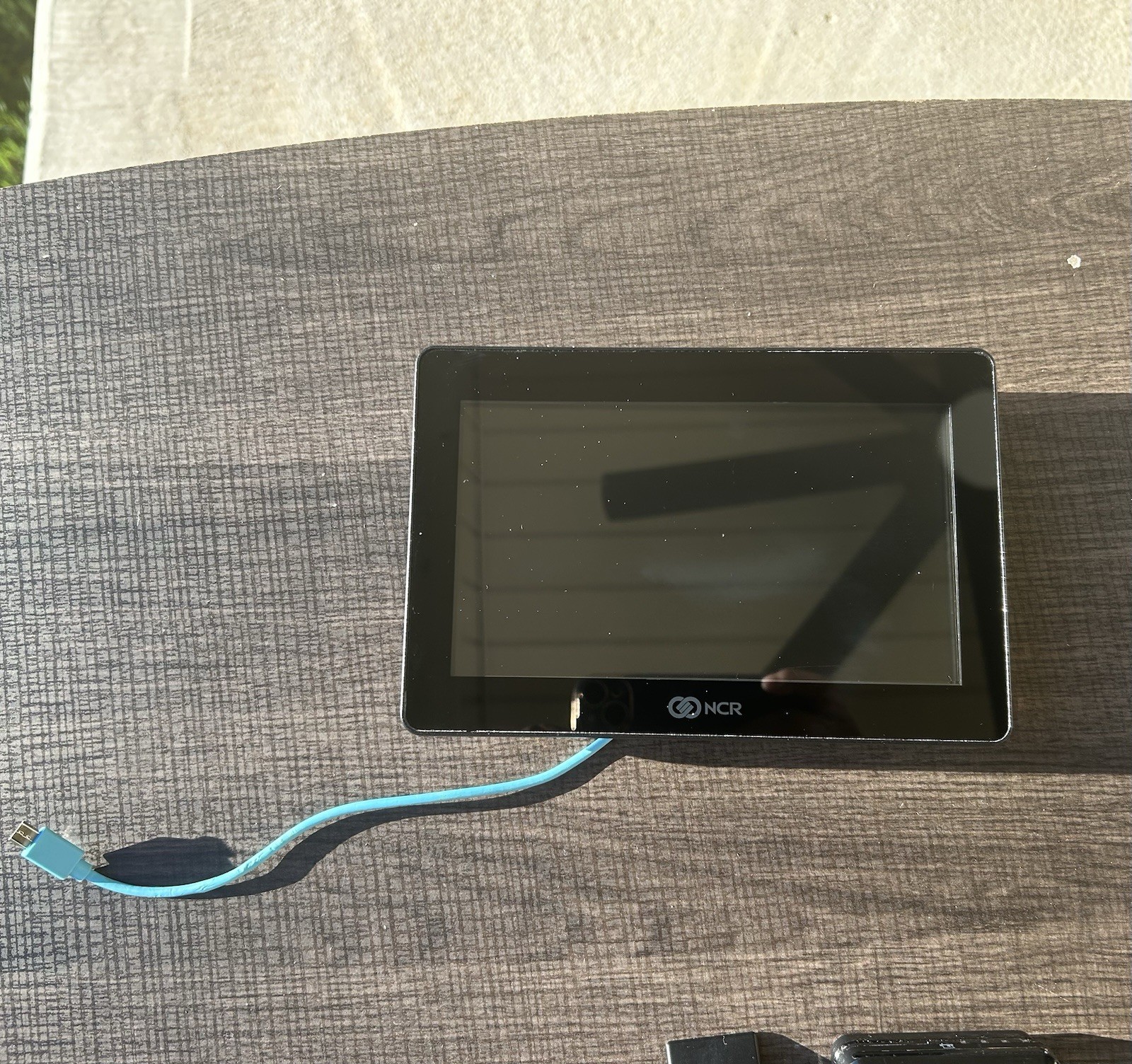 NCR Touchscreen MOD 5907-5310-0002 7″ Display W/ Card Reader PARTS ONLY UNTESTED