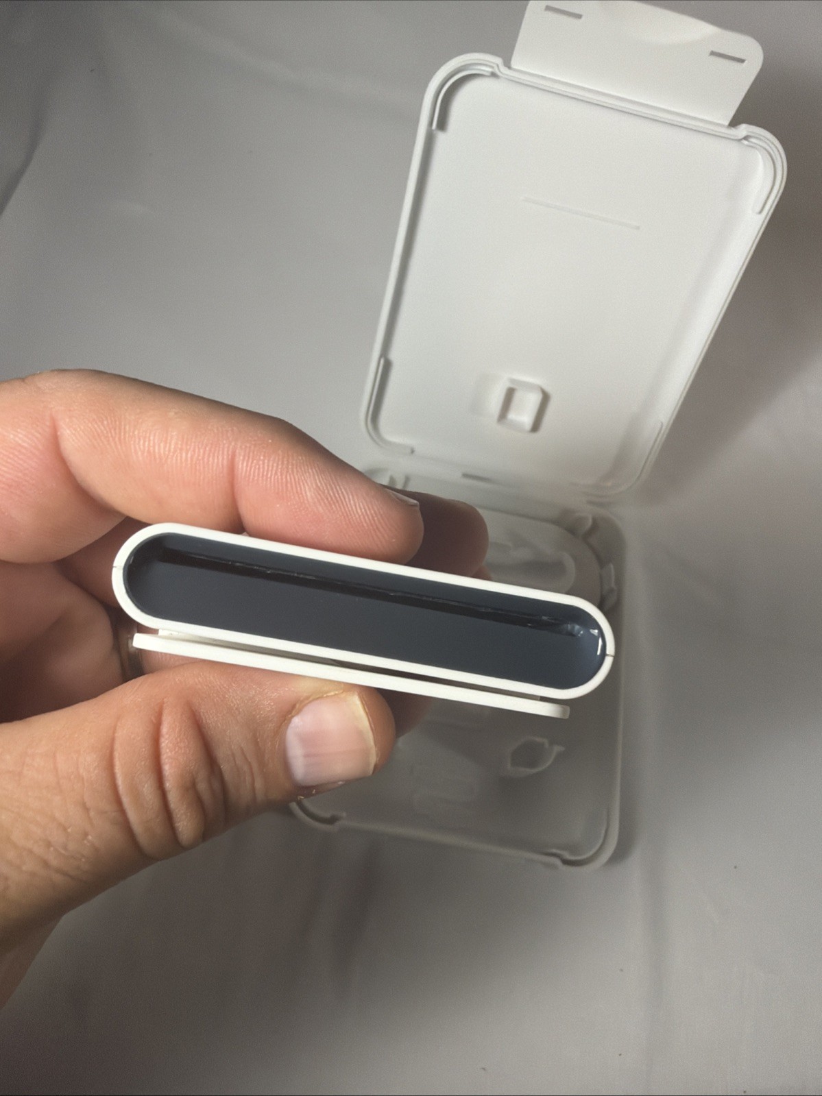 Shopify Chip And Swipe Card Reader Base Case White Point Of Sale POS No USB Cord