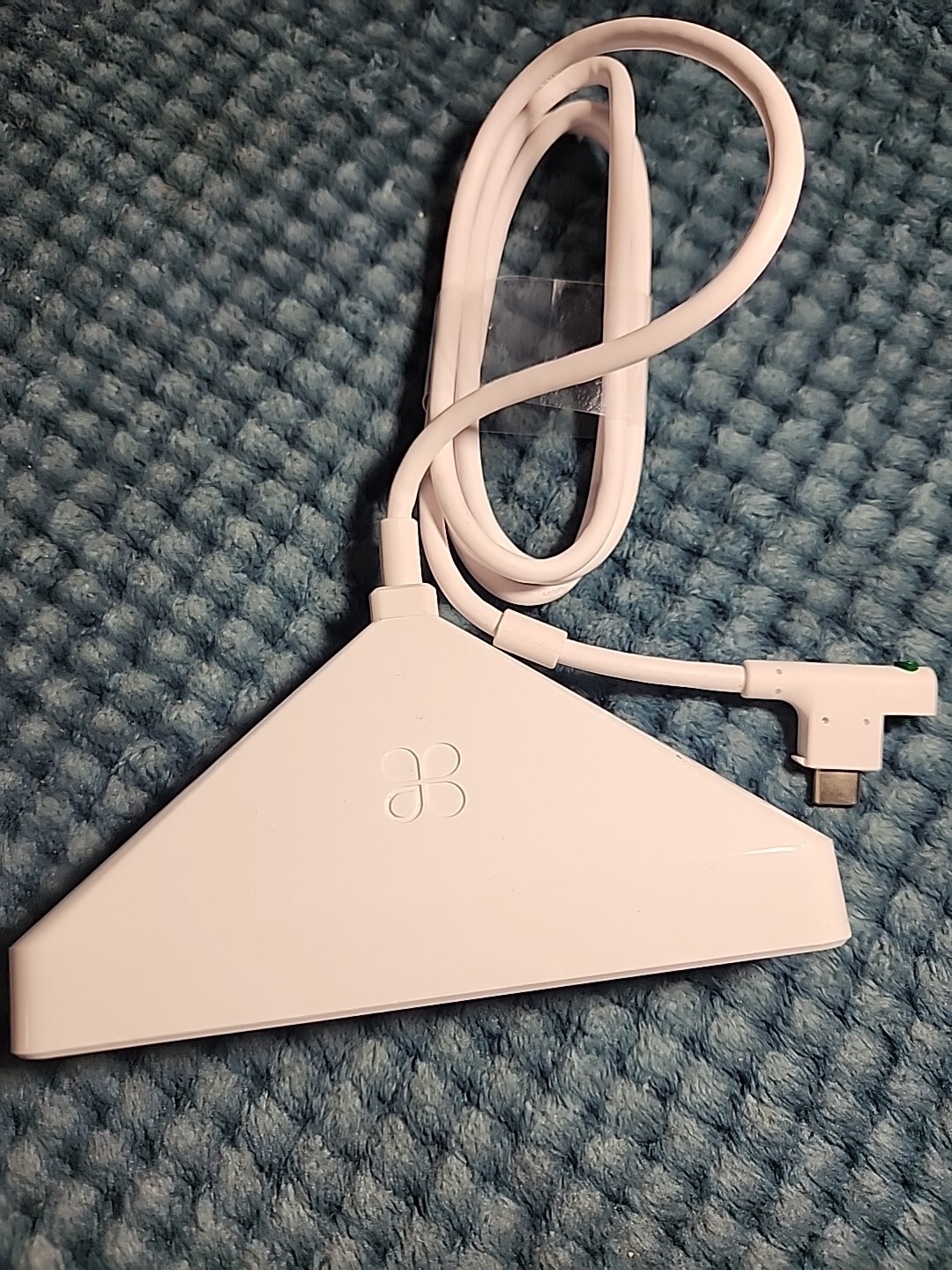 Brand New !!! Clover Cable YJ3 Mini Triangle Hub (1HYNZZZ0168) for Clover Mini