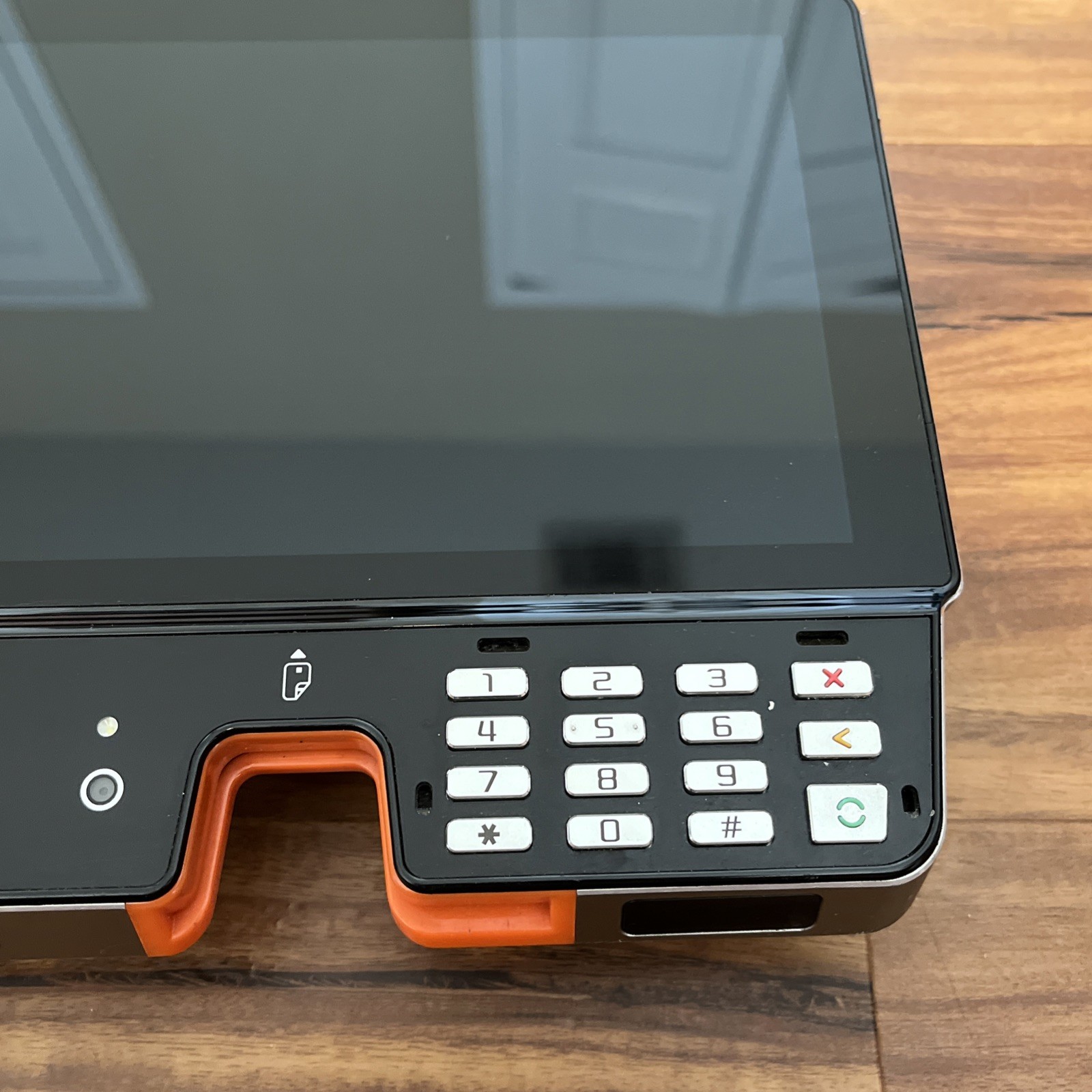 Pax Aries 8 Credit Card Reader Untested/ WiFi Bluetooth Ethernet Terminal
