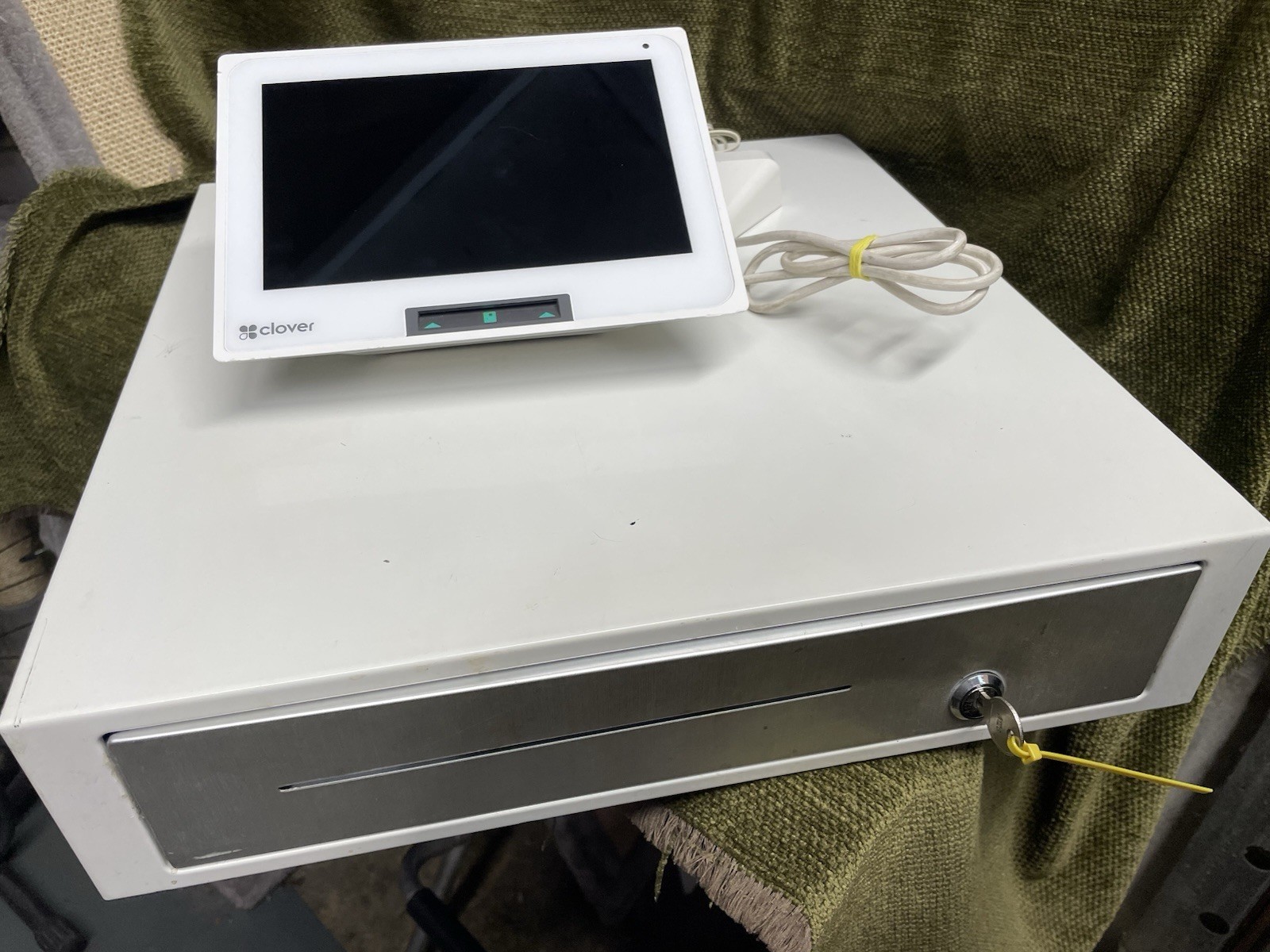 Clover Mini C501 POS System with Cash Drawer-Factory Reset-Ready To Set Up!