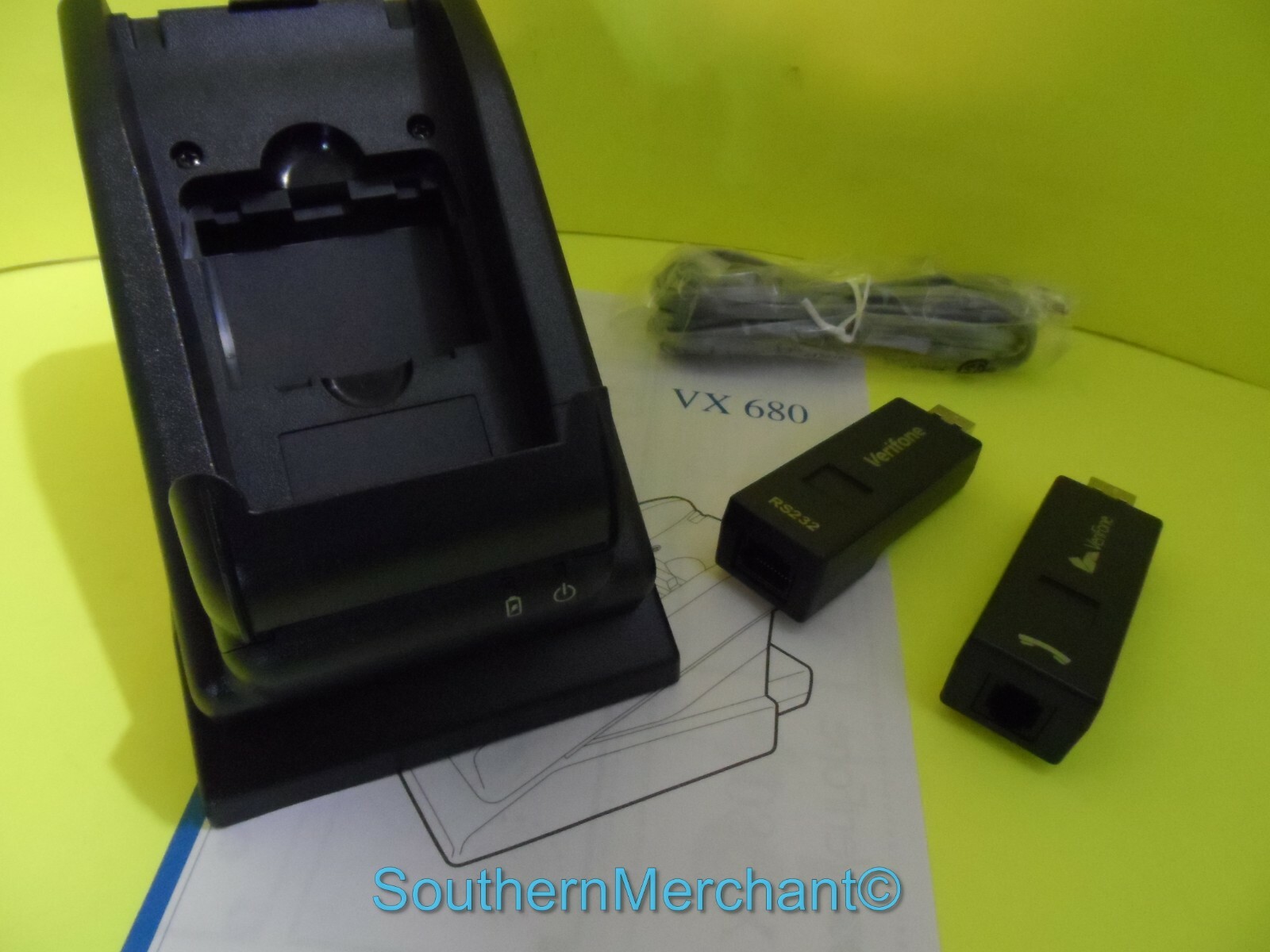 VX680 Full Featured Base M268-U32-00-WWA DIAL RSR232 DONGLES