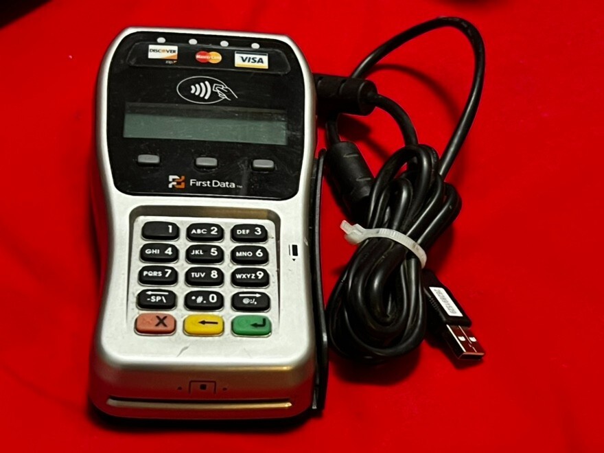 First Data FD-35 Credit Card Reader Pin Pad EMV USB Powered