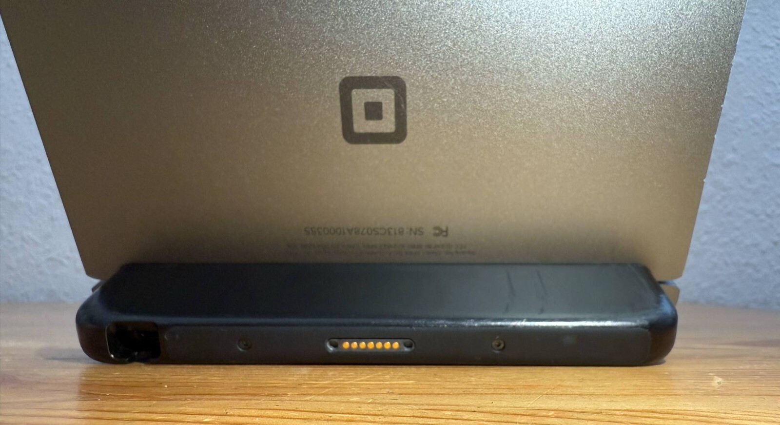 Square Model SPB1-01 POS Register w/ Card Reader SPB4-01 (No power cables)