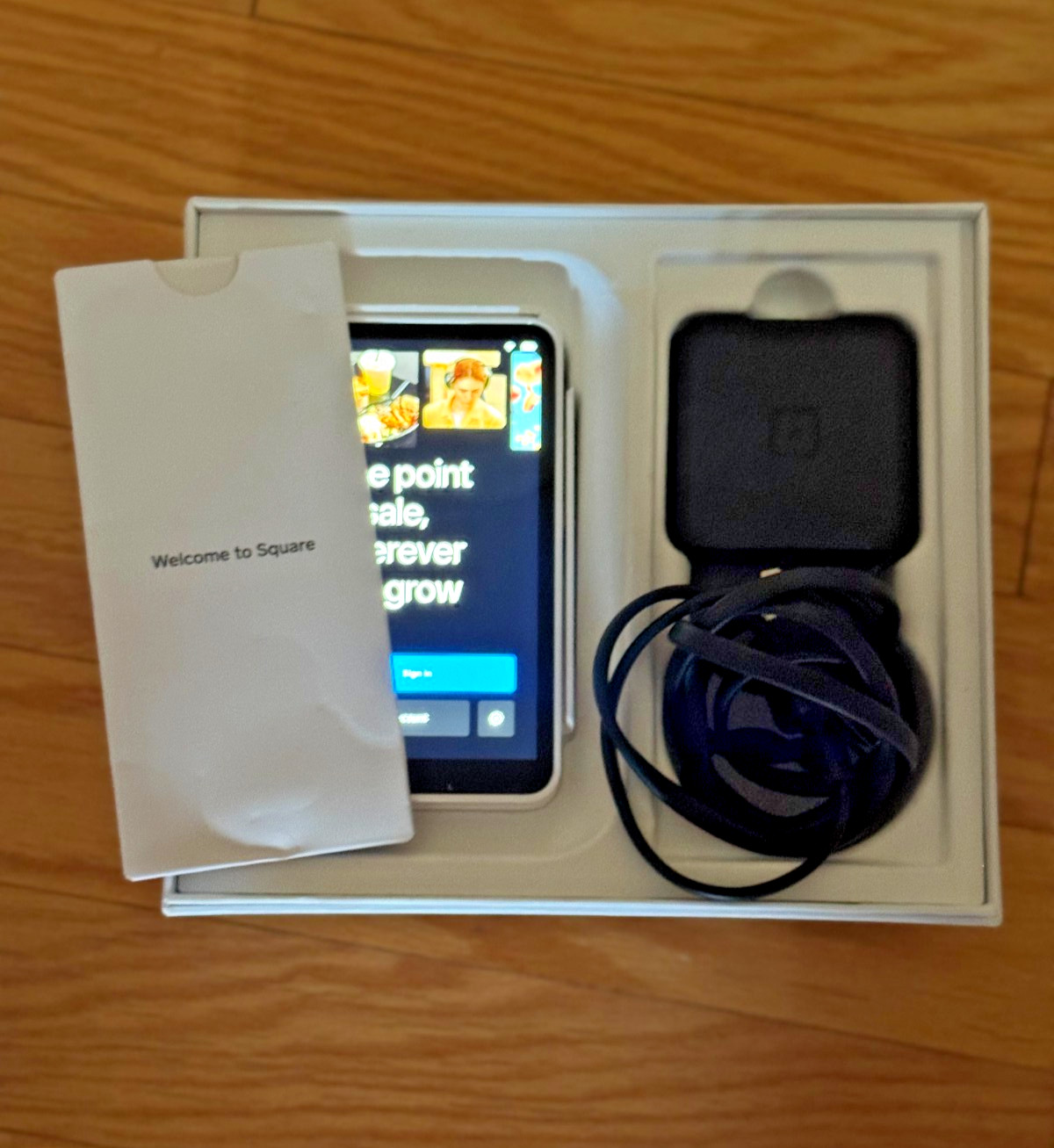 Square Credit Card Terminal Model SPD2-01 in box with charger