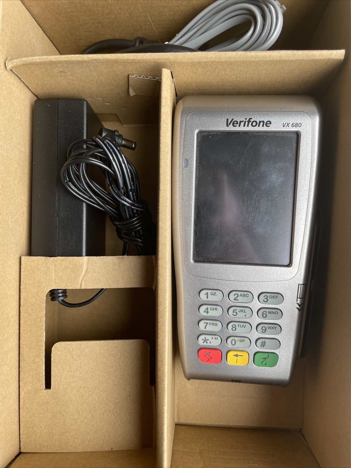 Verifone VX 680 3G Silver Handheld Wireless Credit Card Terminal