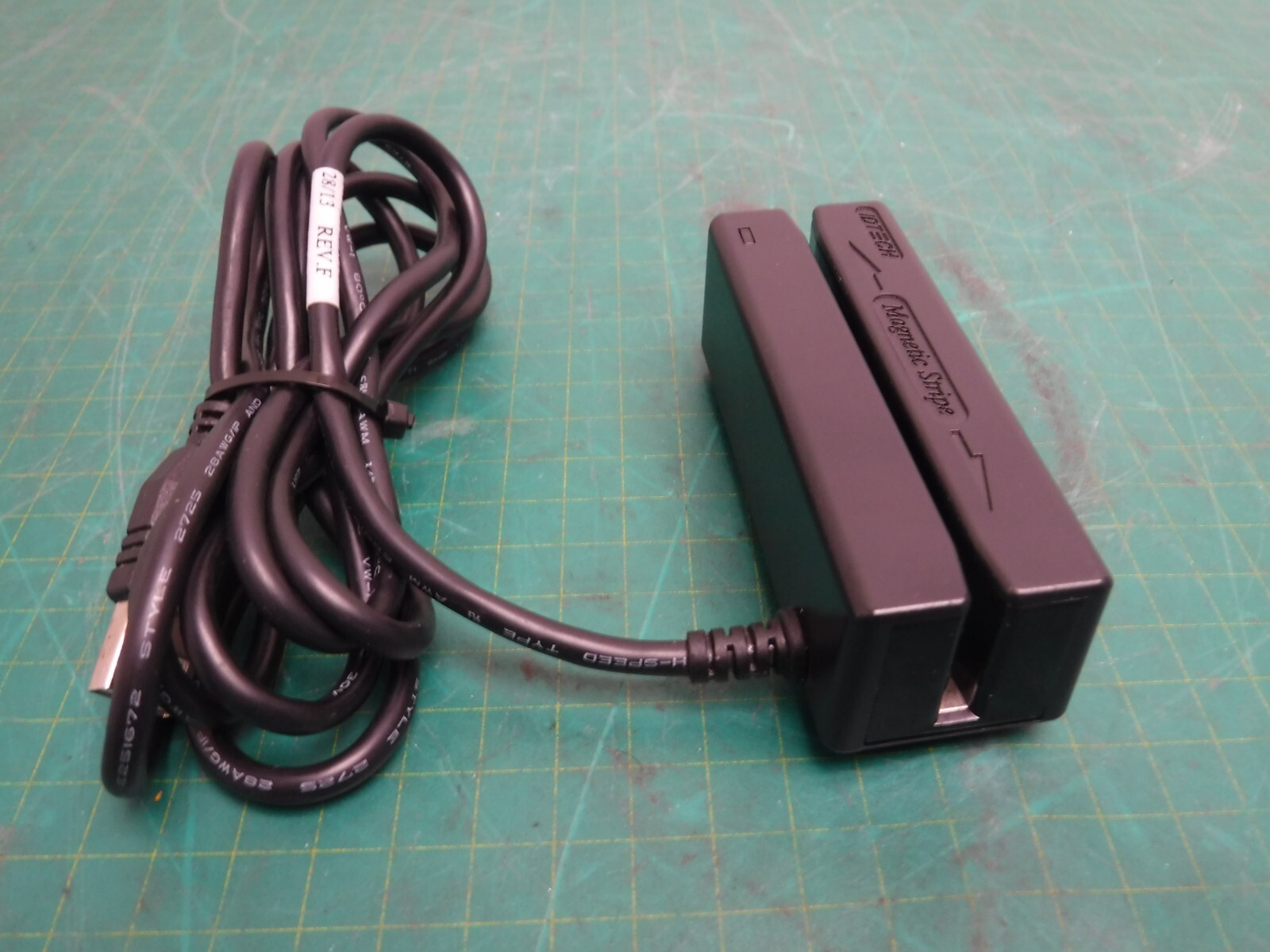 ID Tech IDMB-334112B USB Magnetic Strip Reader Black TESTED WORKING