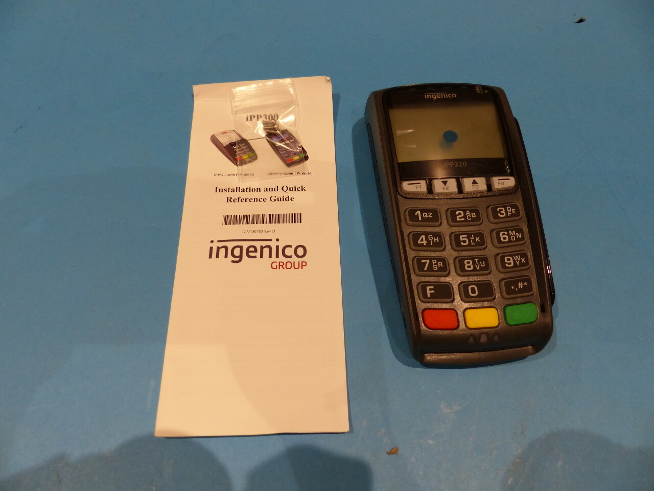 INGENICO IPP320-11T2390A DEBIT CREDIT CARD POS RETAIL TERMINAL READER