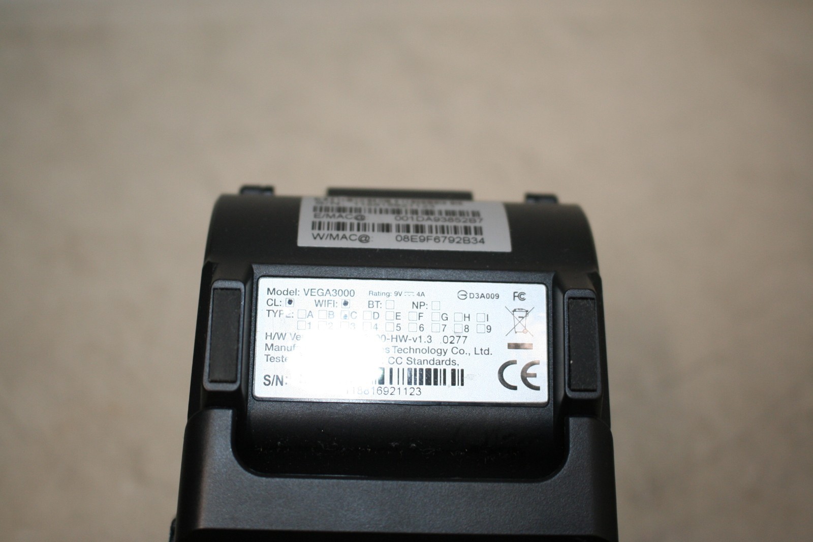 DEJAVOO Z8 – VEGA3000 Credit Card Payment Terminal Powers On- Untested