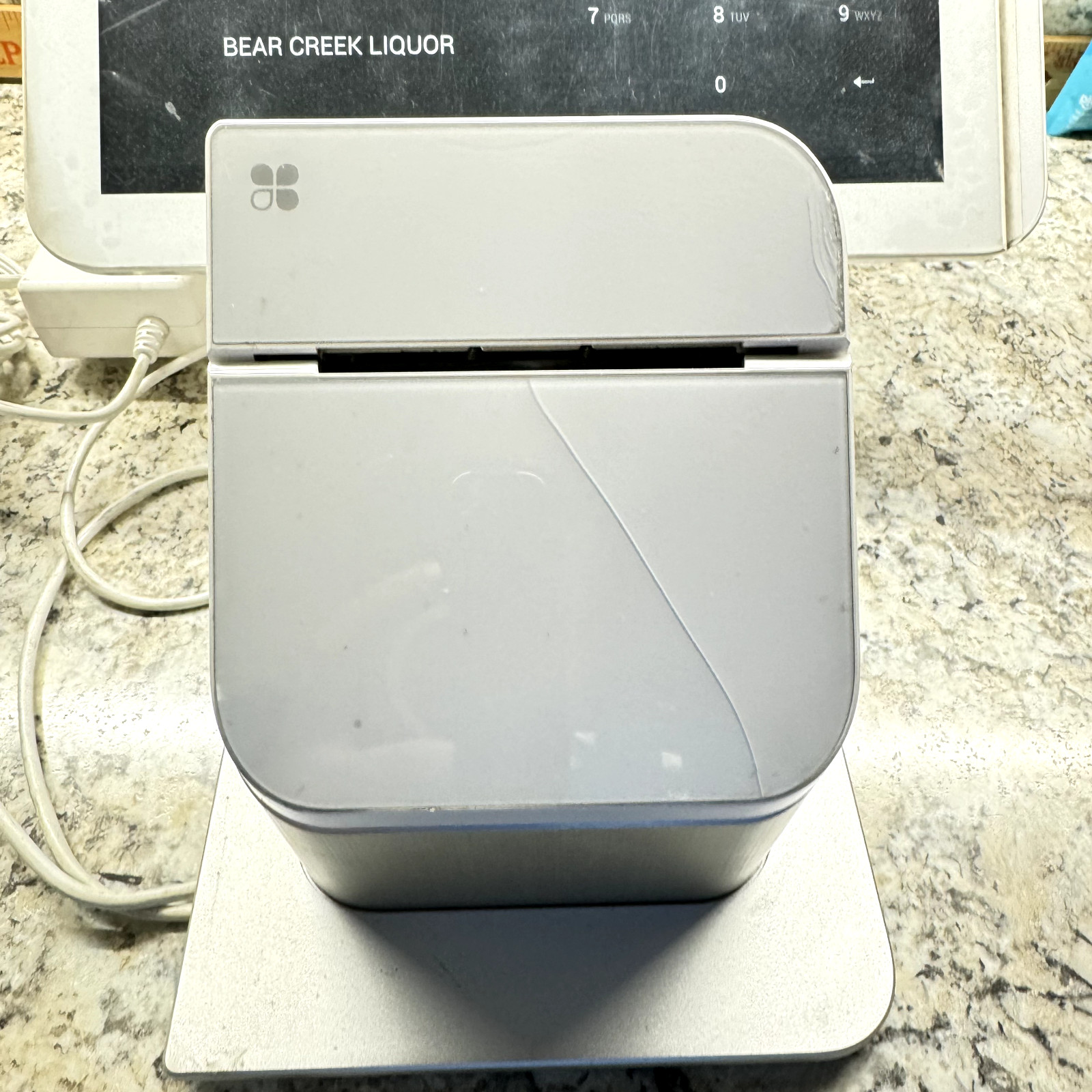 Clover Station C100 POS 1.0 System 2 Printers 1 Power Cord 2 Screens P100