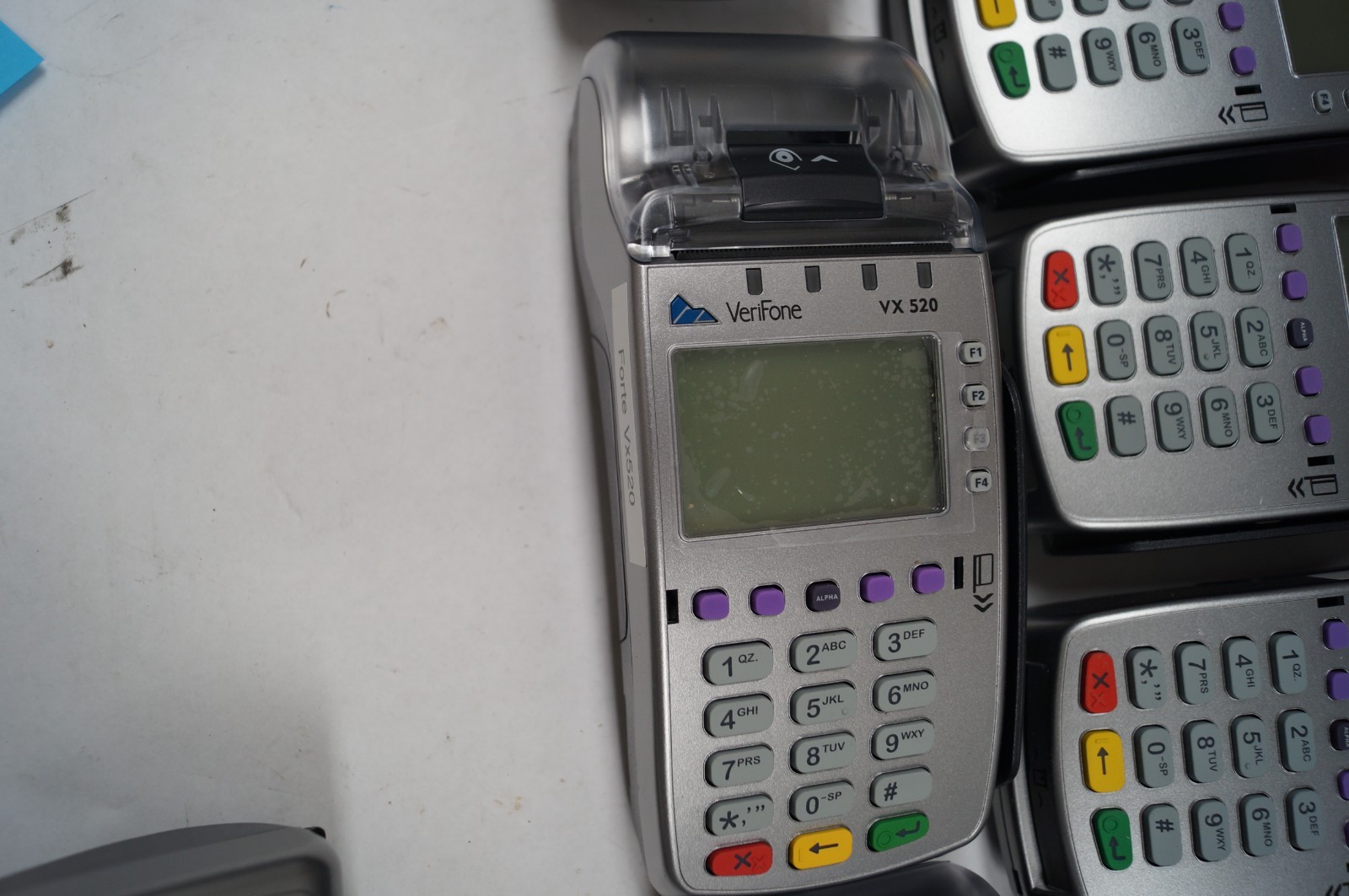 LOT (8) VeriFone VX 520 EMV Terminal 3 with Bottom Covers RESELLER WORKING D322