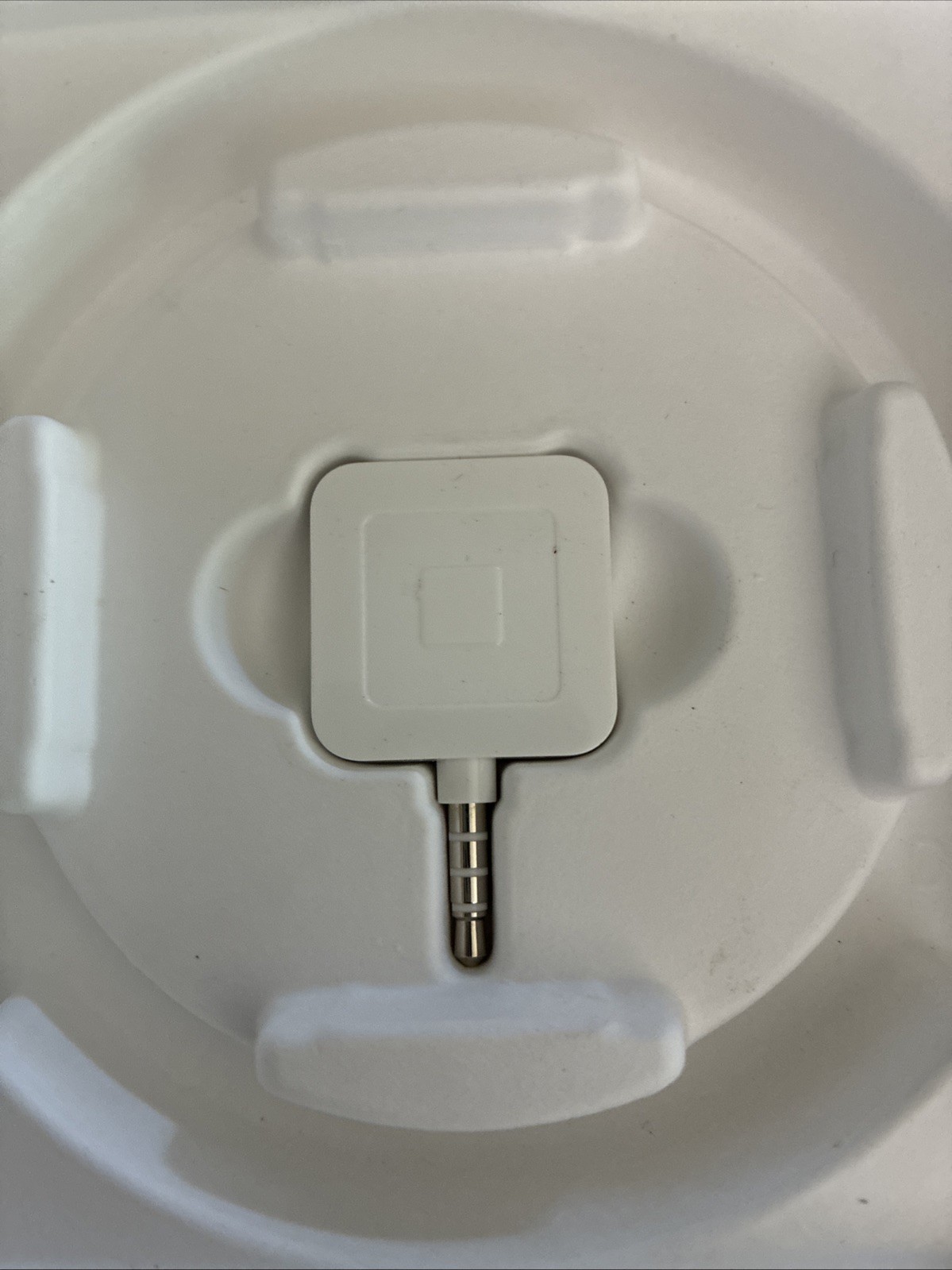 Square A-PKG-0206-01 Credit Debit Card Reader – White for Apple iPhone & Android