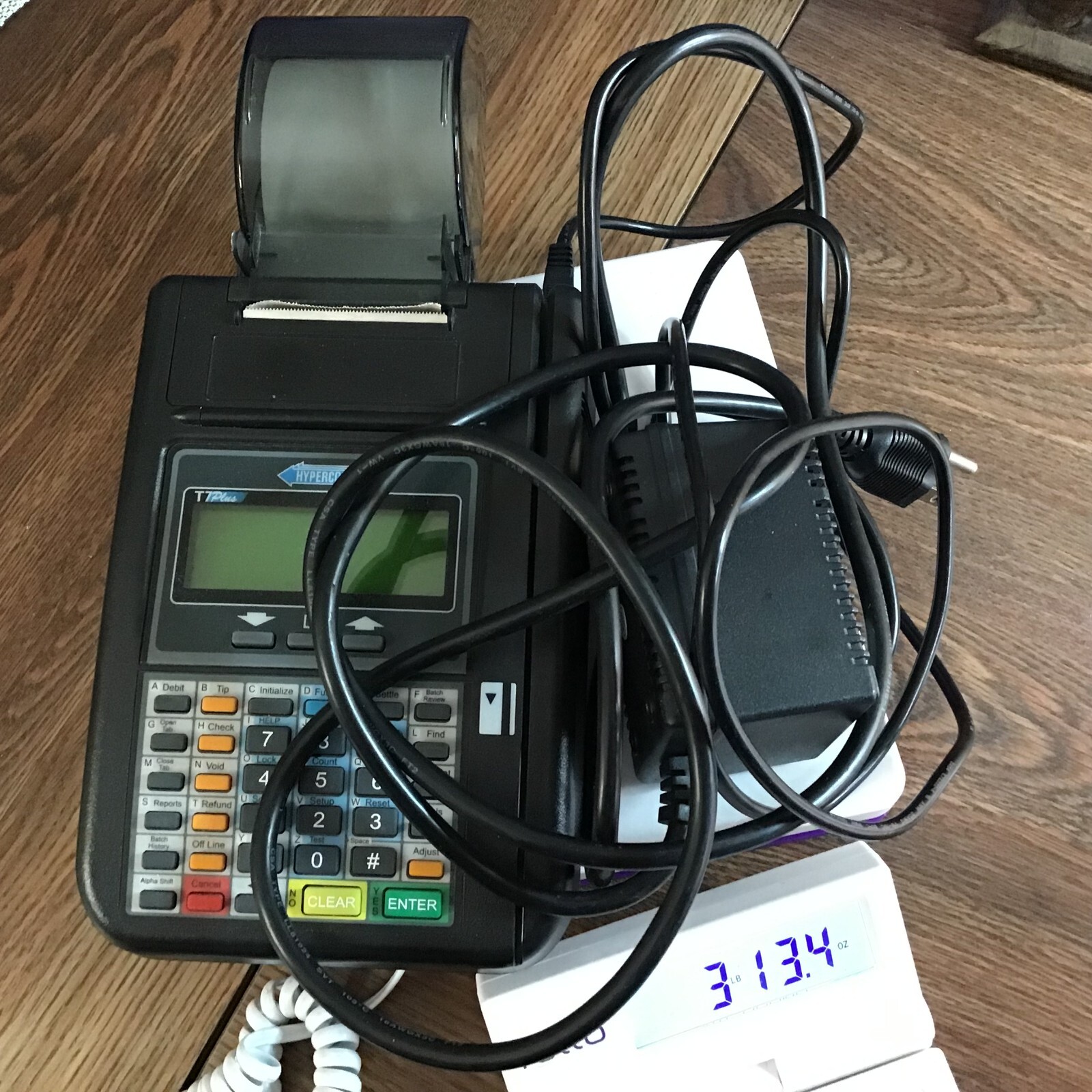Terminal Reader Credit Card Hypercom T7Plus with Power Adapter Rear Feet Vintage