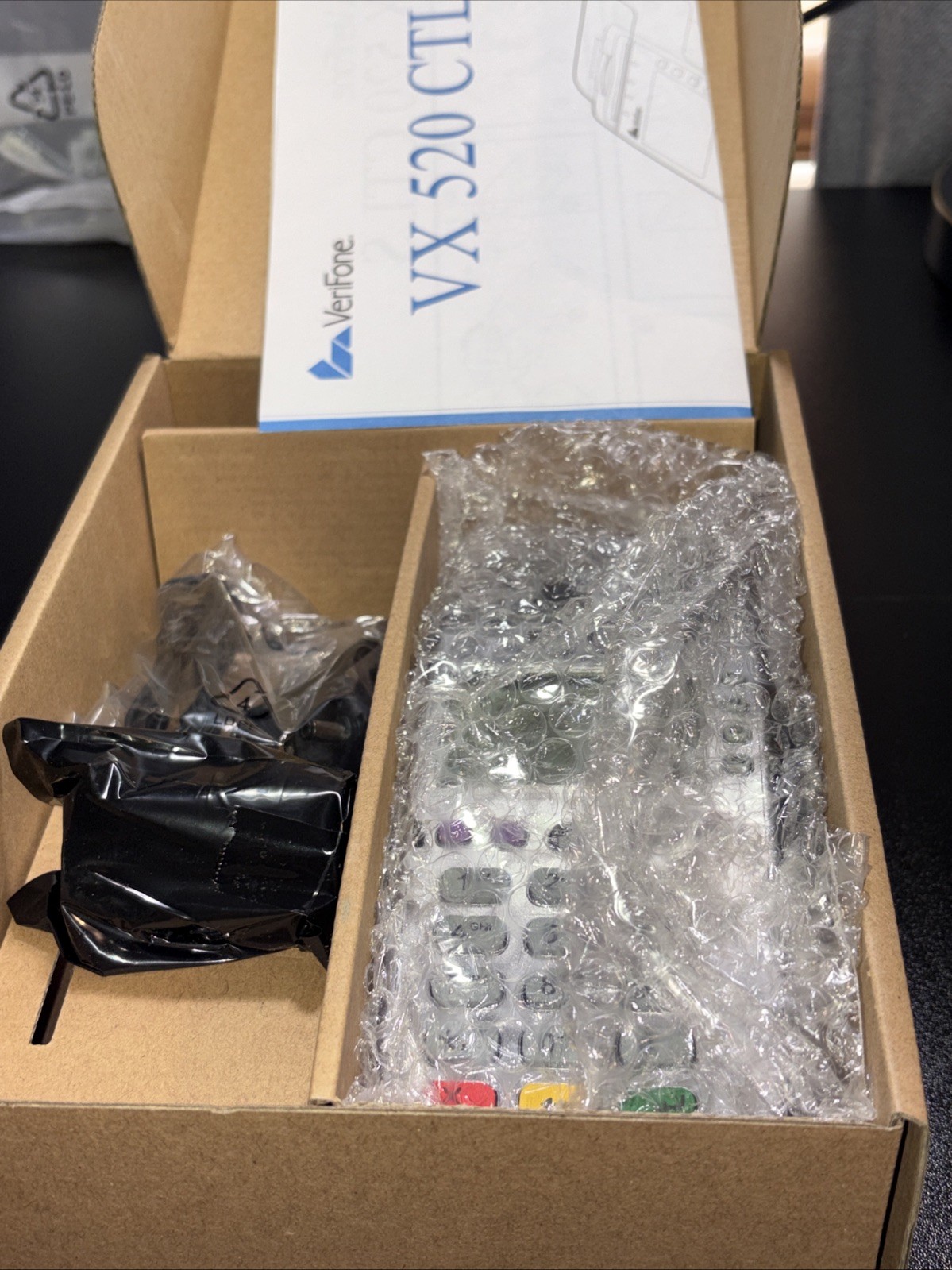 VeriFone VX 520 CTLS M252-653-AD-NAA-3 NEW!