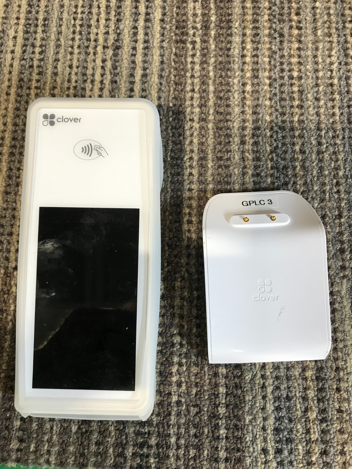 Clover GPLC3 POS Wi-Fi Handheld Terminals with Cradle K400*