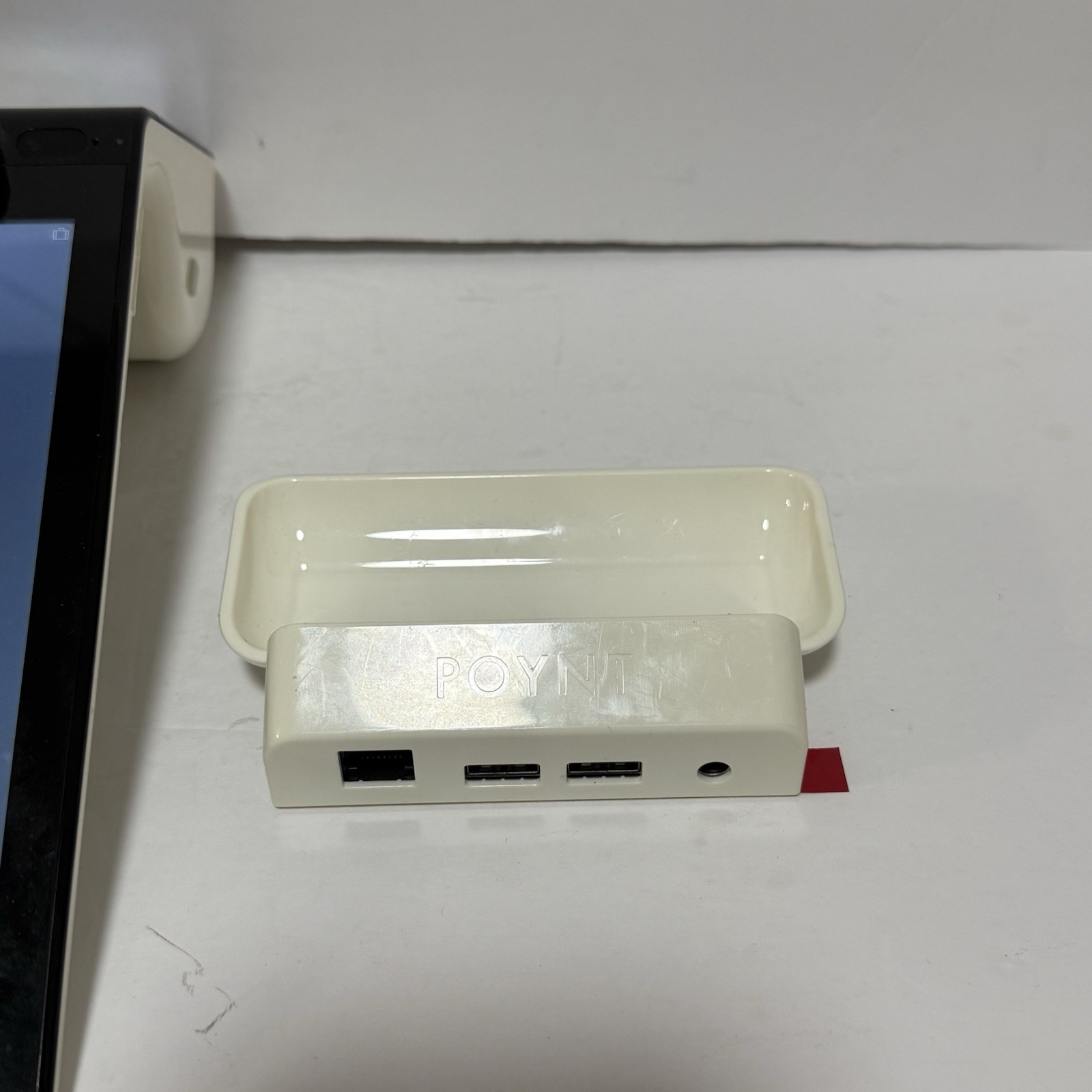 Poynt P3301 Smart Terminal Wireless Credit Card Reader P61SWD032HS009505