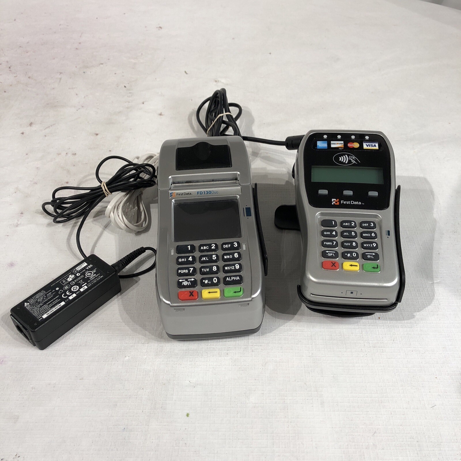 First Data FD130 Credit Card Machine And Auxiliary Pin Pad FD35 Used.