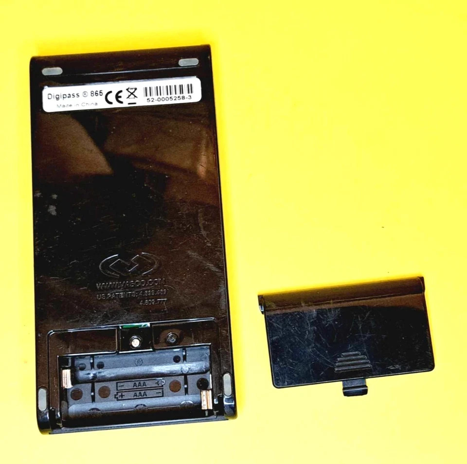 VASCO DIGIPASS 865 USB-CONNECTABLE SMART CARD READER SECURE DIGITAL TRANSACTION