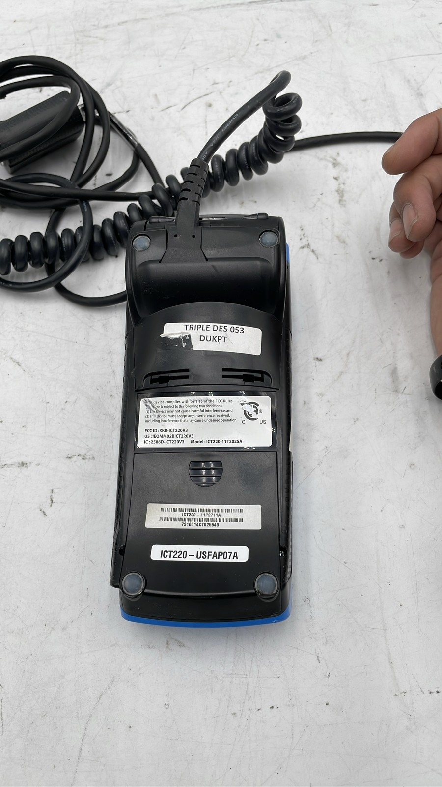 VeriFone FD55 & Ingenico iCT220 POS Payment Terminals For Parts Lot Of 2