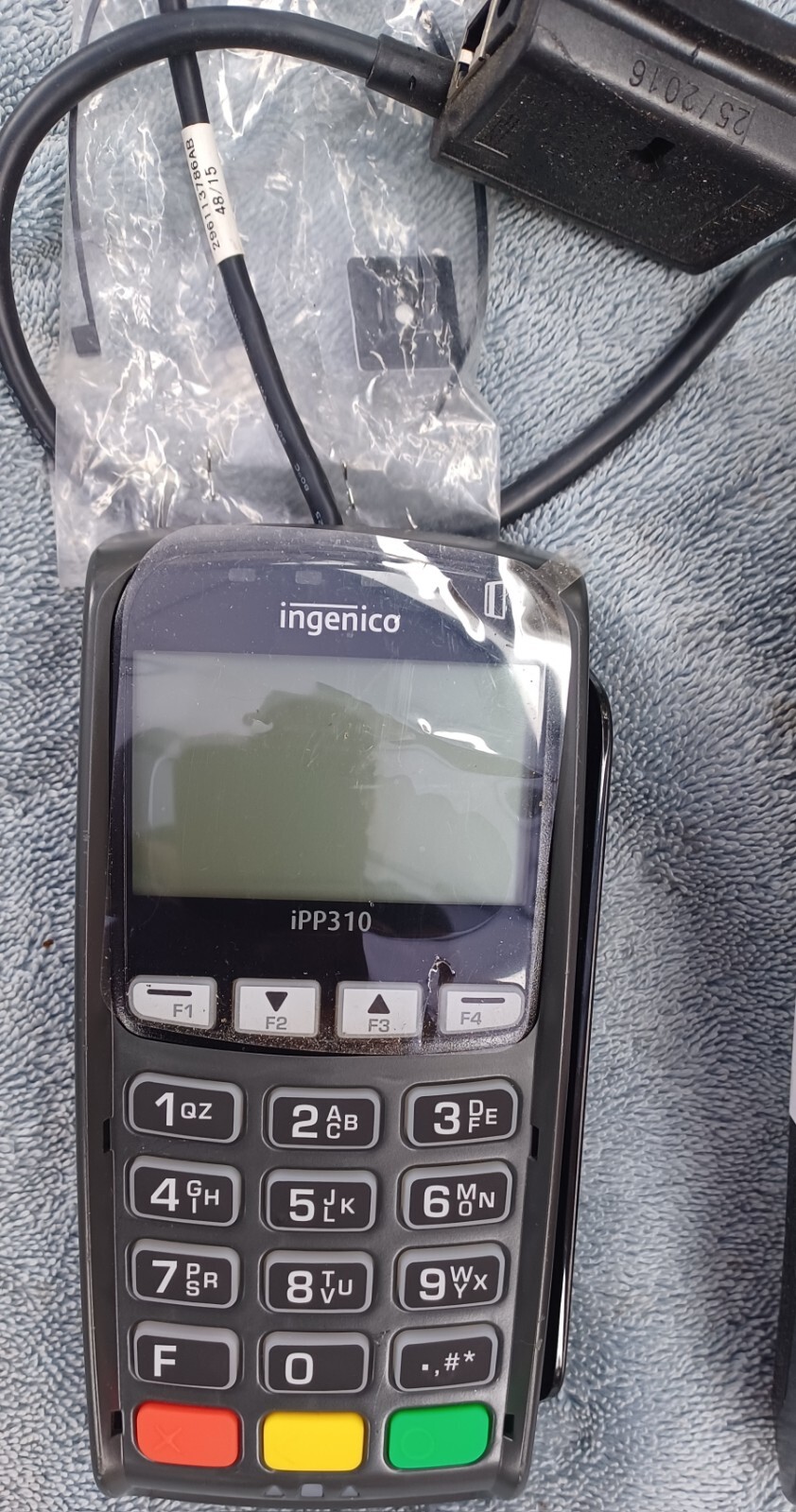 Ingenico Terminals Credit Card Reader Payment Machines ICT250 11T1879A IPP310