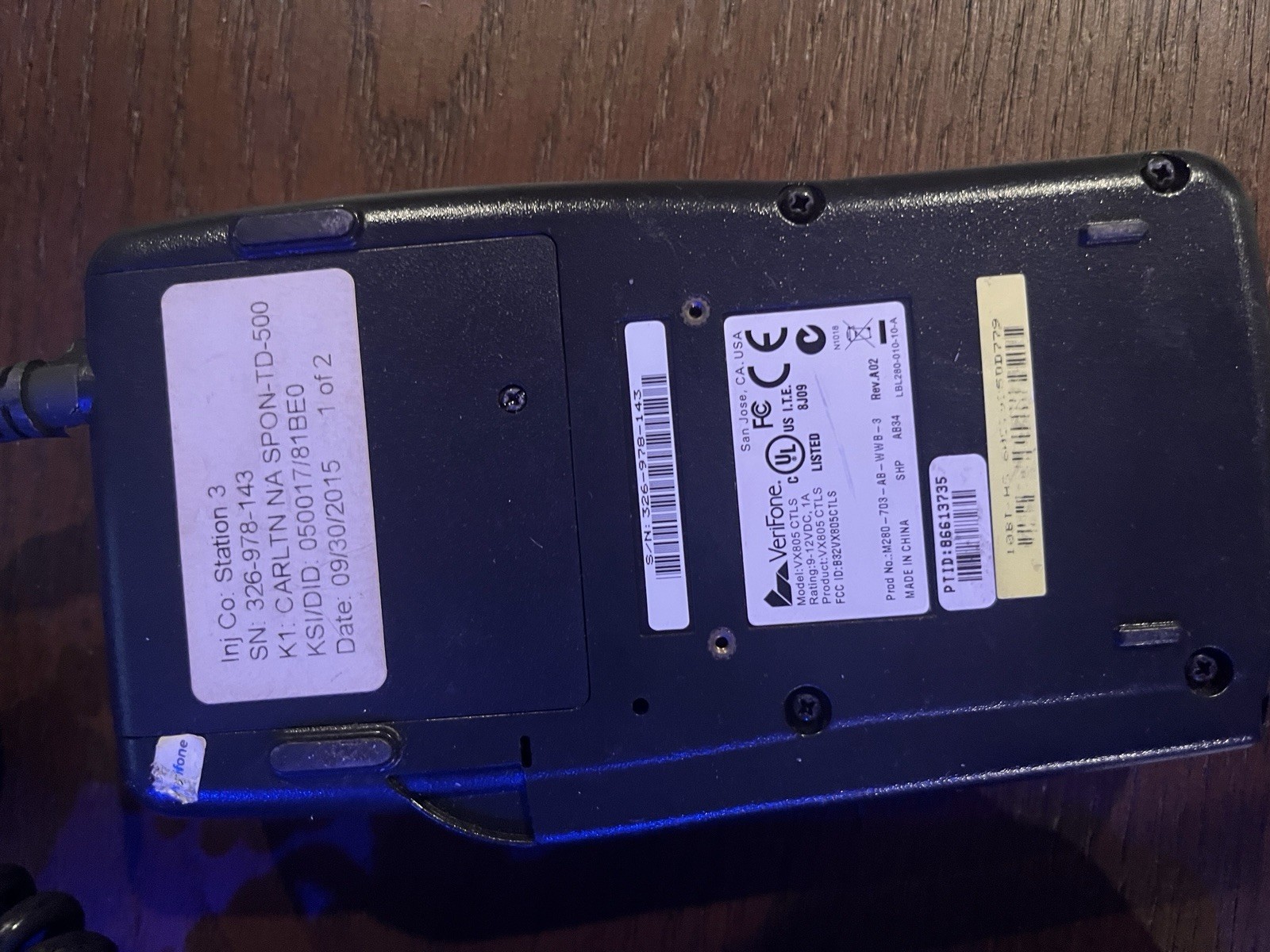 Lot of 4 VeriFone VX820 CTLS (x3) & VX805 CTLS (x1) Pin Pads w/ Cables – AS-IS