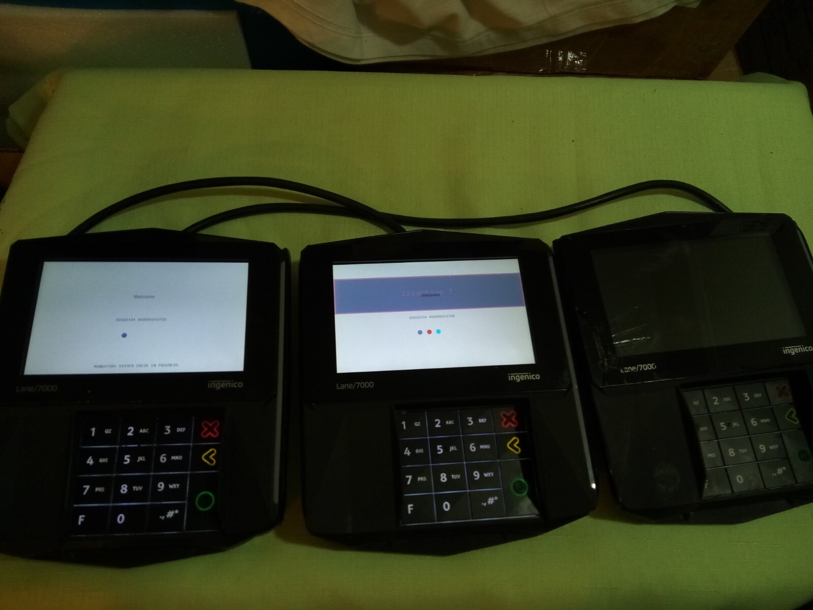 LOT OF 3 Ingenico Lane 7000 5 inch Credit Card Terminals – PRG30310679R