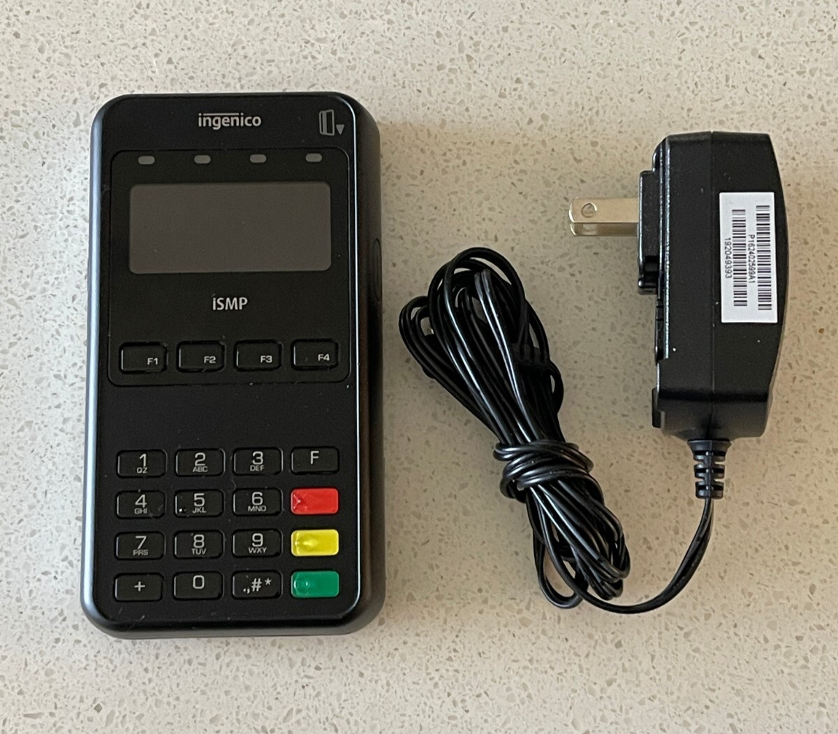 Ingenico iSMP Credit Card Reader & Barcode Scanner IMP352-USPIS04A w/ Charger