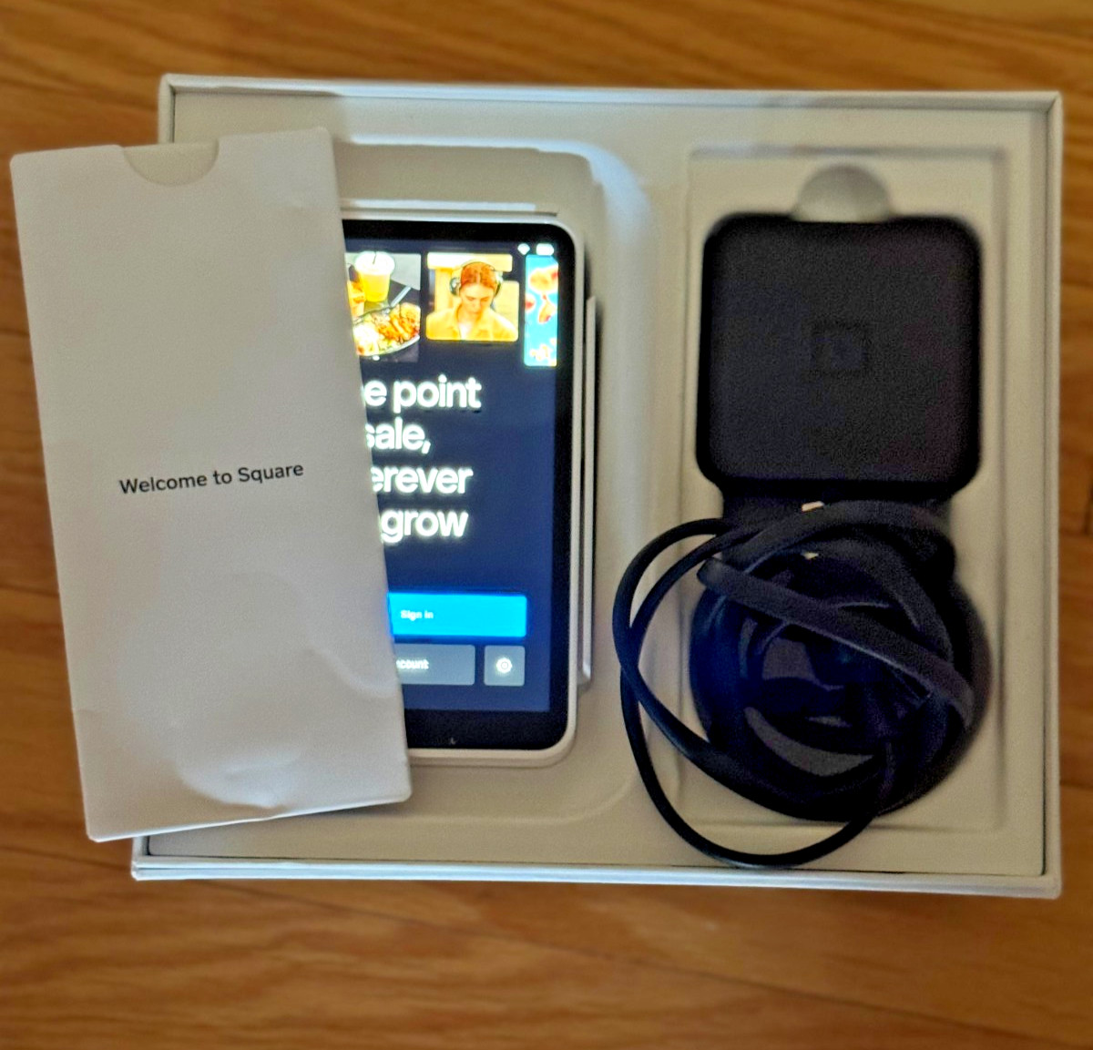 Square Credit Card Terminal Model SPD2-01 in box with charger
