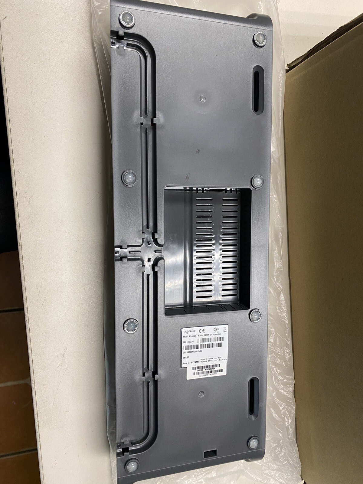 NEW Ingenico 6-Slot Multi Charge Station iSMP IMP300-MBCS2572A