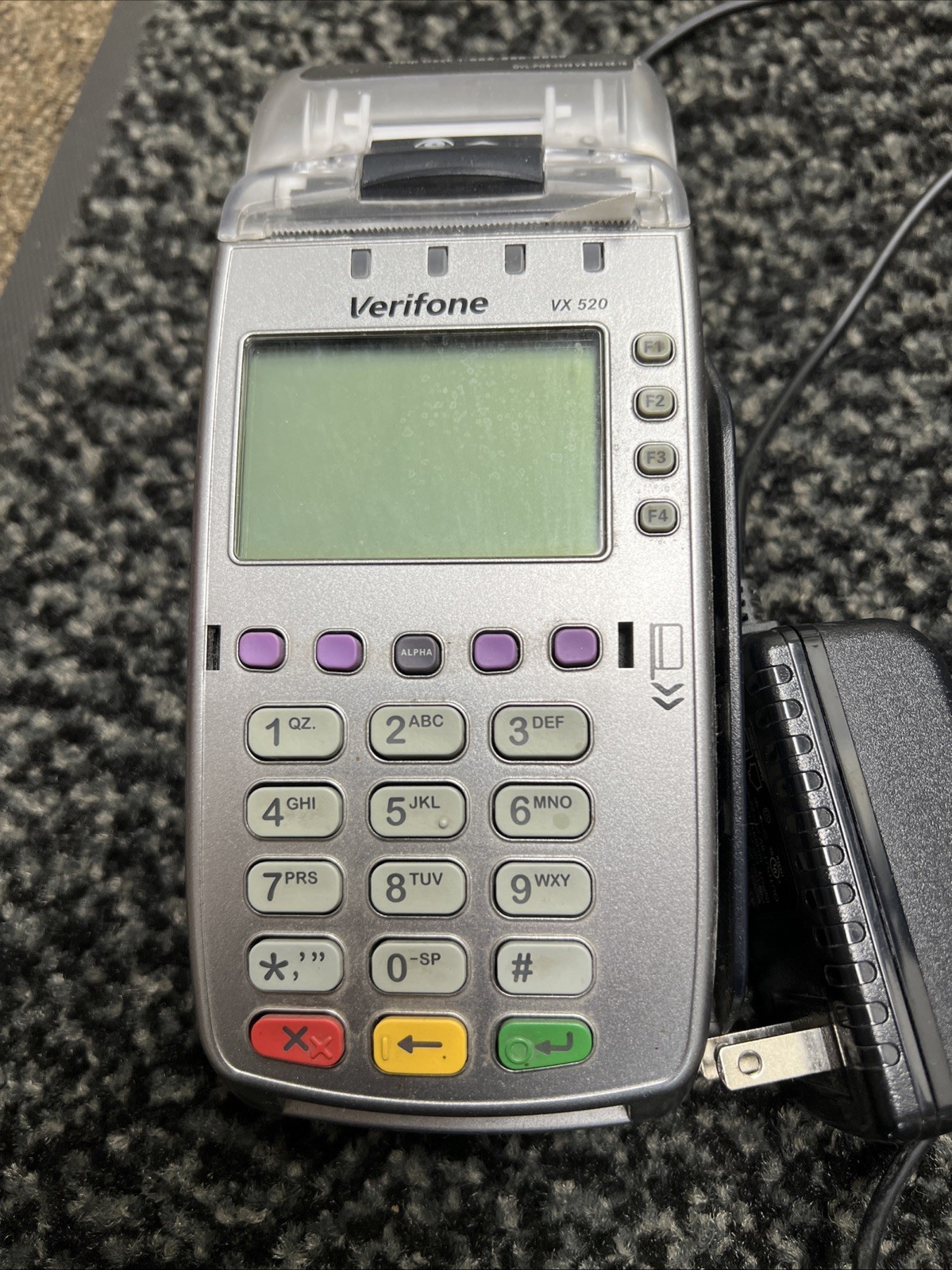 VeriFone VX520 Credit Card Terminal (tag234)