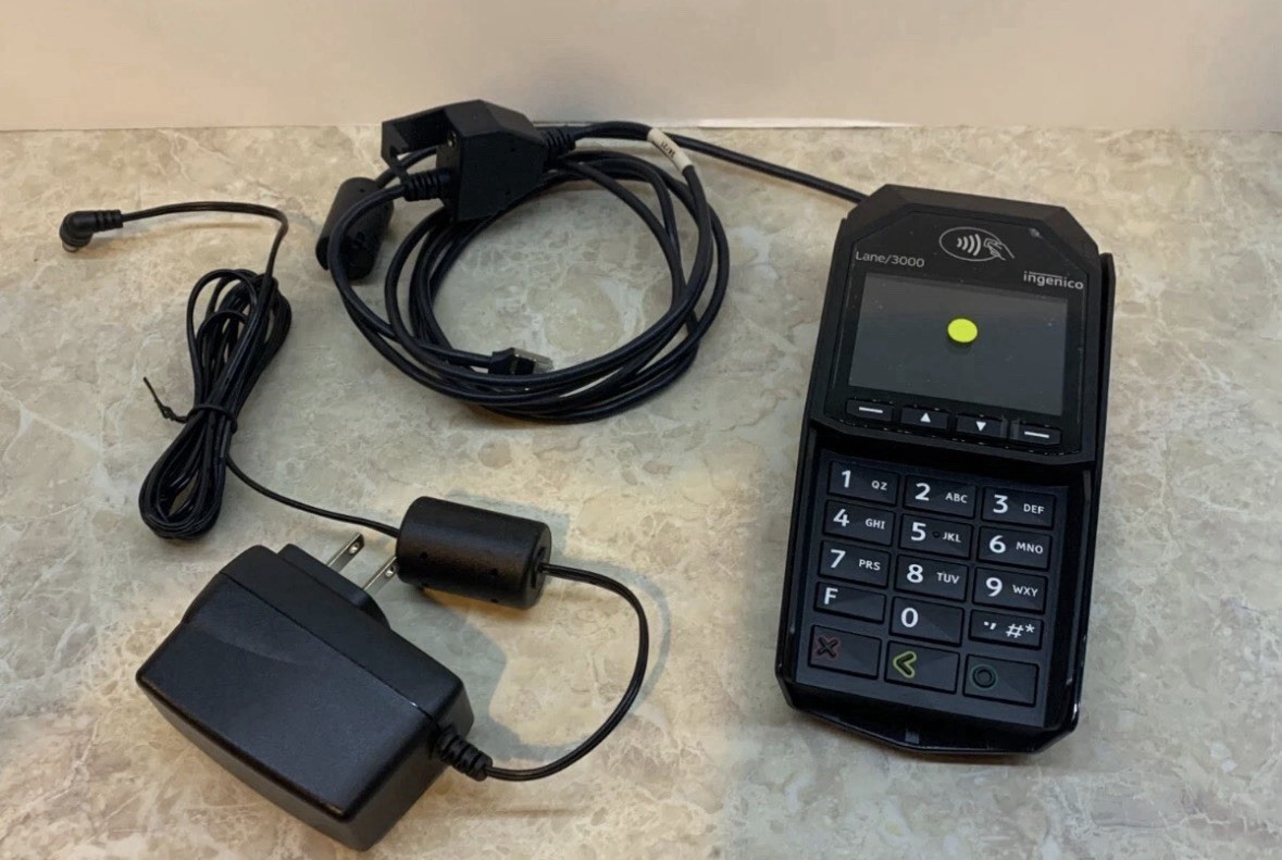 Ingenico Lane/3000 Wired Credit Card Terminal TRD30110877B