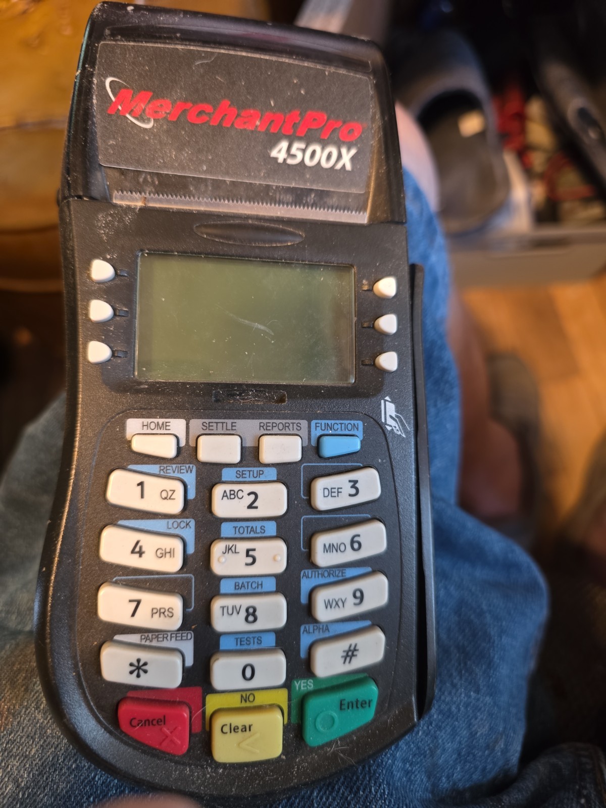 Verifone Omni 3750 POS Credit Card Terminal Chip Reader SOLD AS IS *POWERS ON