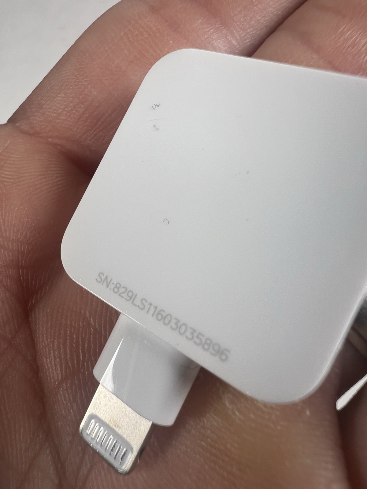 Square Reader For Magstripe Lightning Chip Apple iPhone SPM1-01
