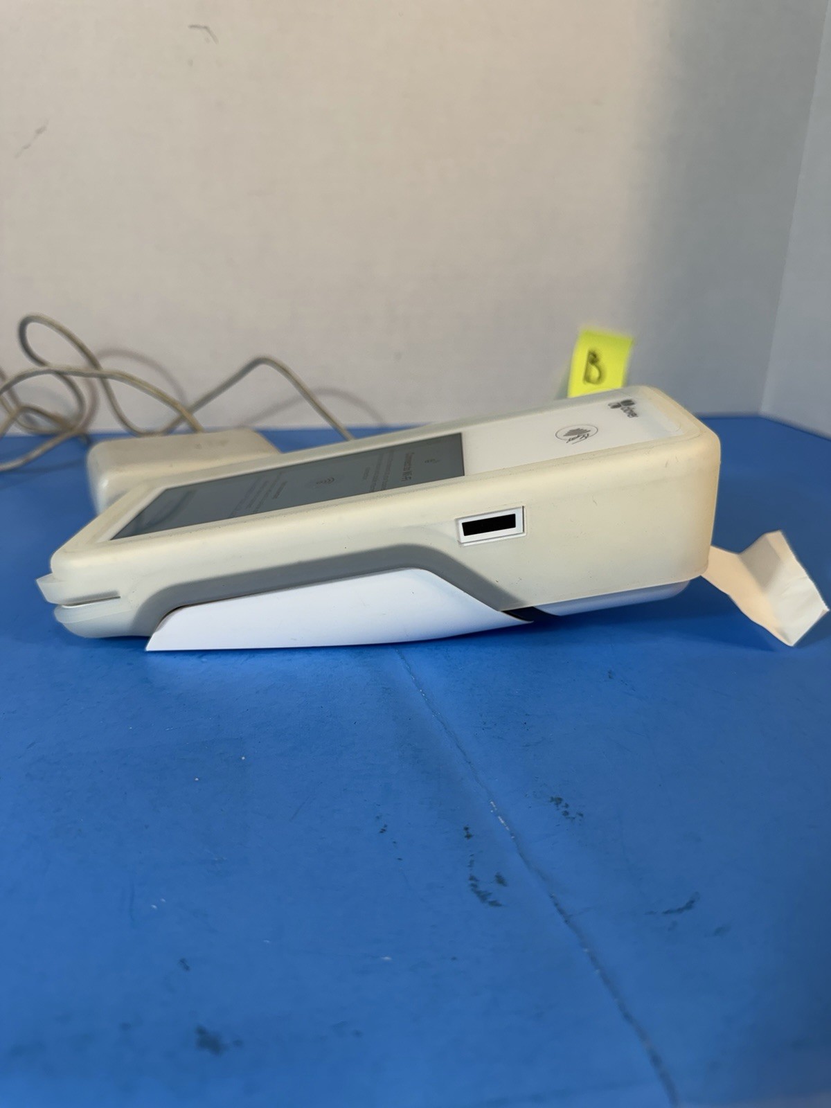 Clover Flex (Model K400) is a versatile portable POS terminal.