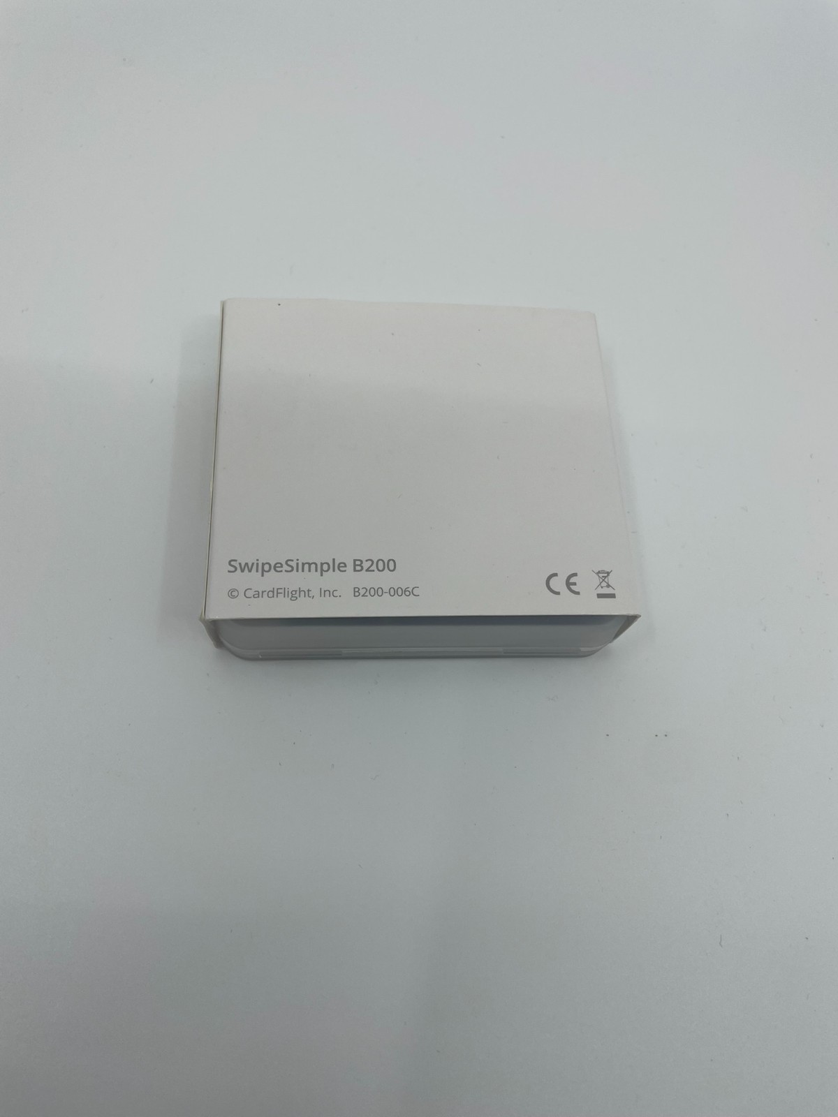 ✨New✨ SwipeSimple Swift B200 Bluetooth Credit Card Reader
