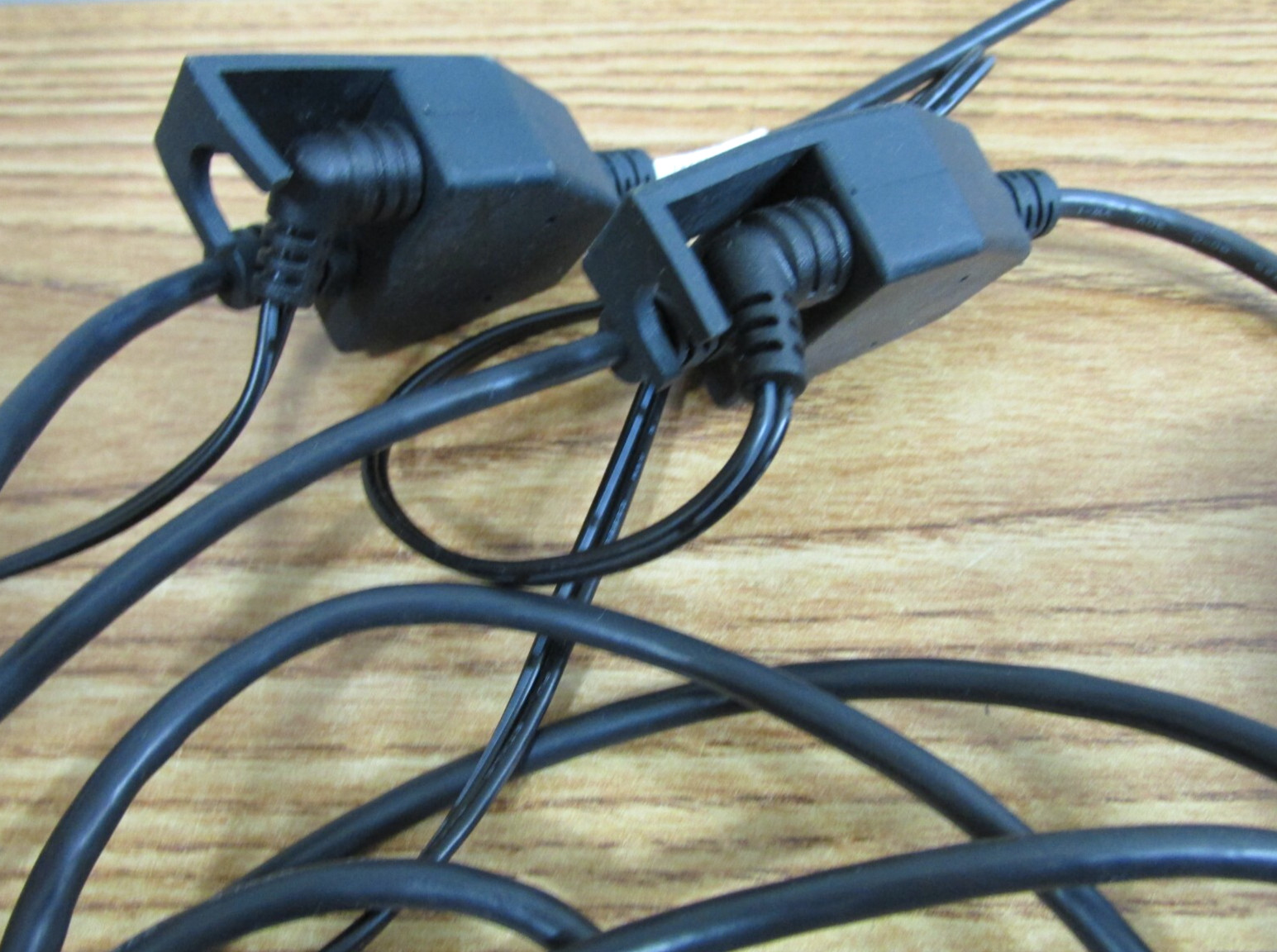 Ingenico IPP350 Credit Card Terminals ( 2 ) With cords