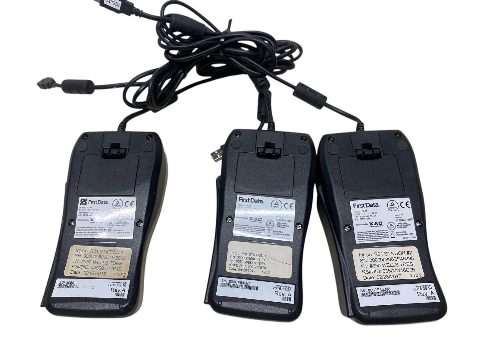 1 First Data FD 130 Duo Credit Card Terminal & 3 FD-36 Keypad – Untested