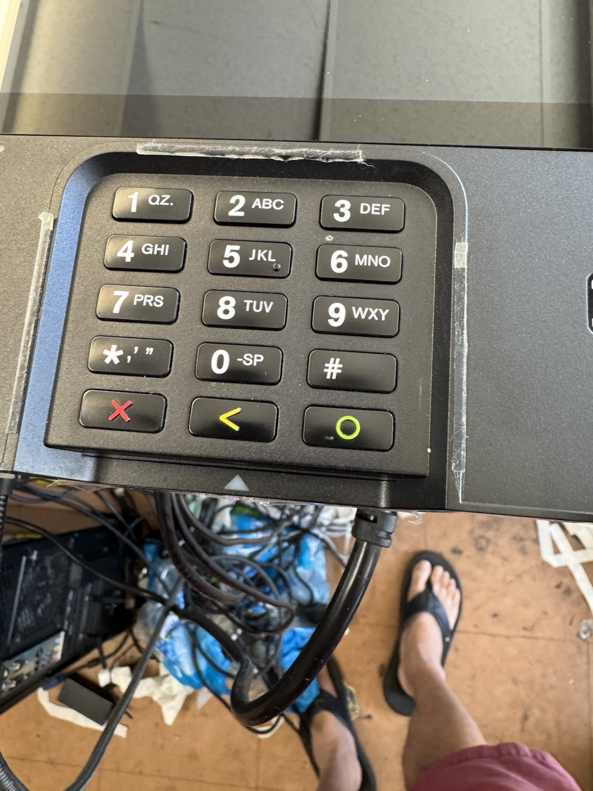 VeriFone M440 Credit Card PIN Pad Terminal w/ Pedestal POS Payment Reader