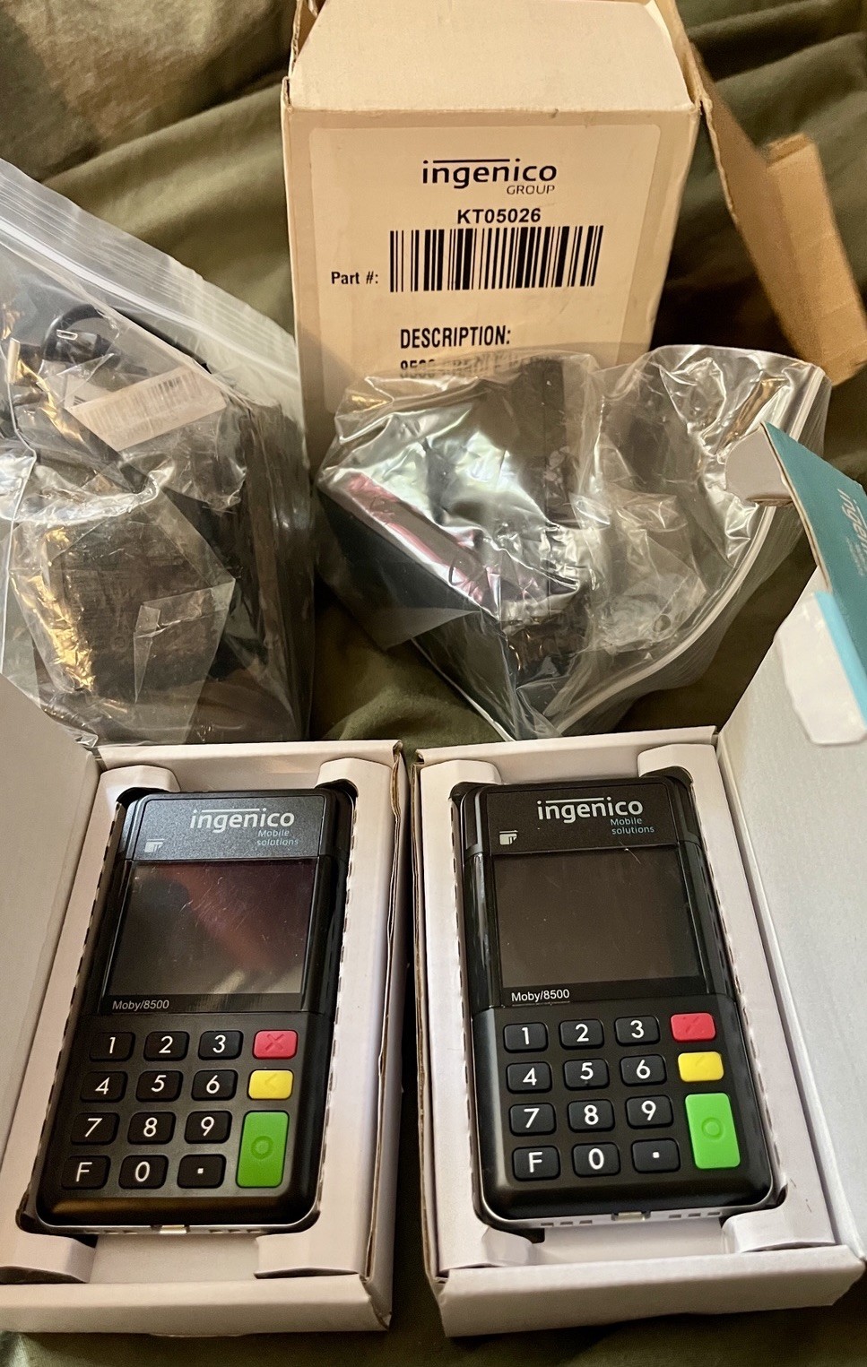 INGENICO MOBILE SOLUTIONS MOBY 8500 P8F506-09219A 2.4″ LCD CARD READERS/LOT OF 2