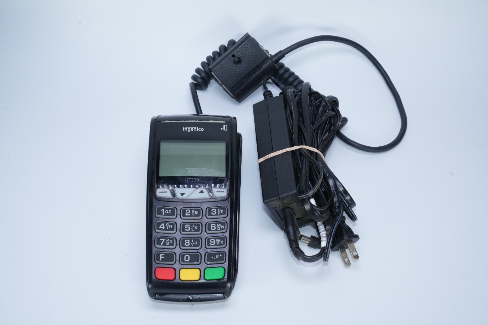 Ingenico iCT 220 Credit Card Reader – Tested
