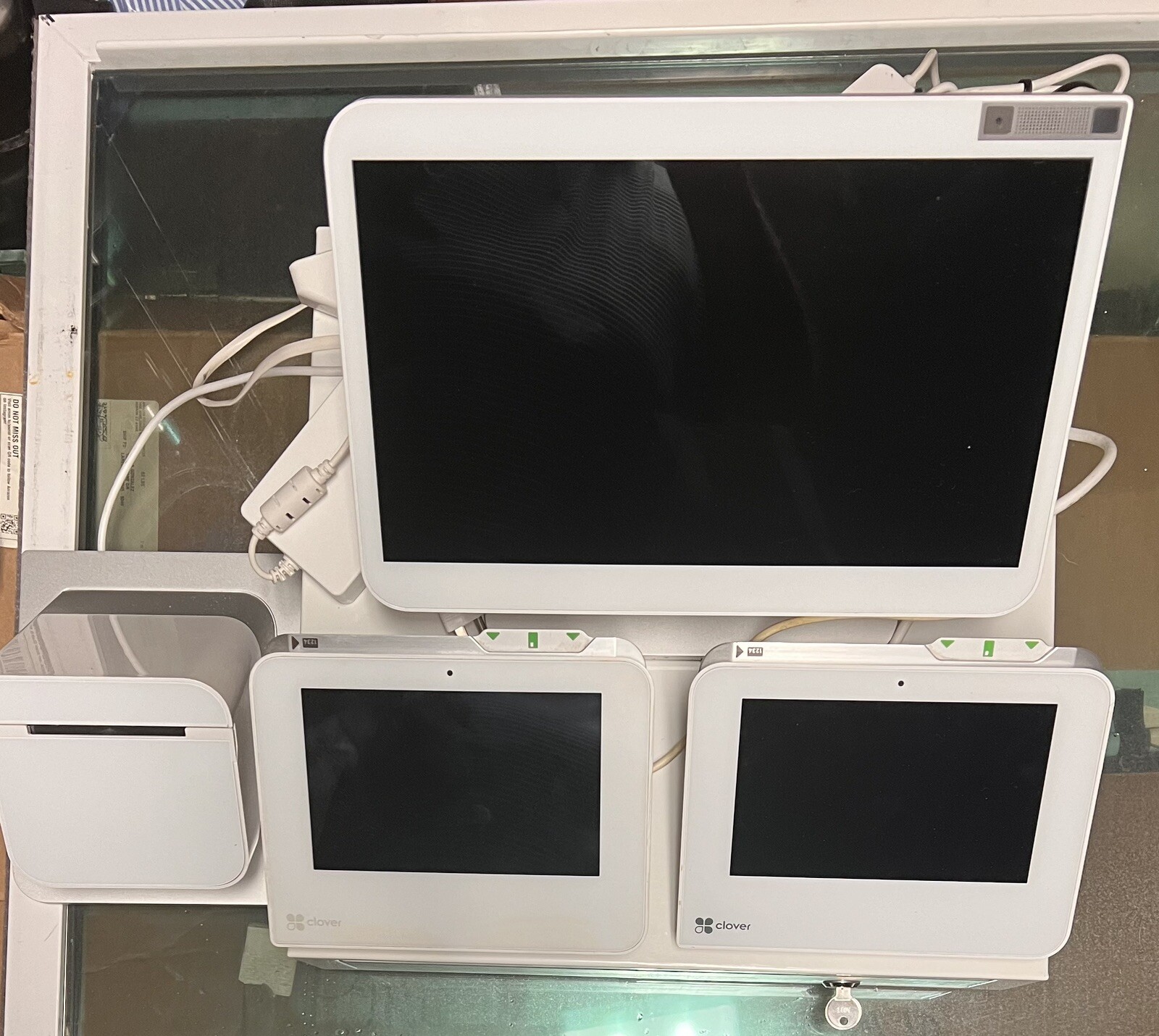 Clover Station S503 Duo Pro Display, C503 ProTerminal,P501 Printer & Cash Drawer